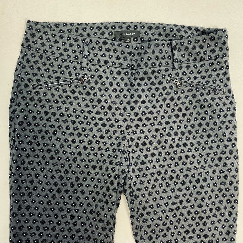 Ann Taylor Ann Taylor Grey Black Diamond Print Cotton Blend Pants Size Size 32" / US 10 / IT 46 - 4 Thumbnail