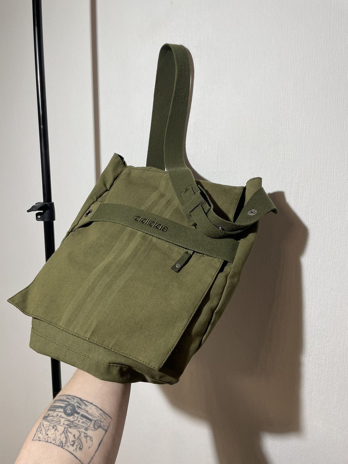 Adidas × Streetwear × Vintage Vintage Shoulder Bag Adidas Adidas × Streetwear × Vintage Vintage Shoulder Bag Adidas