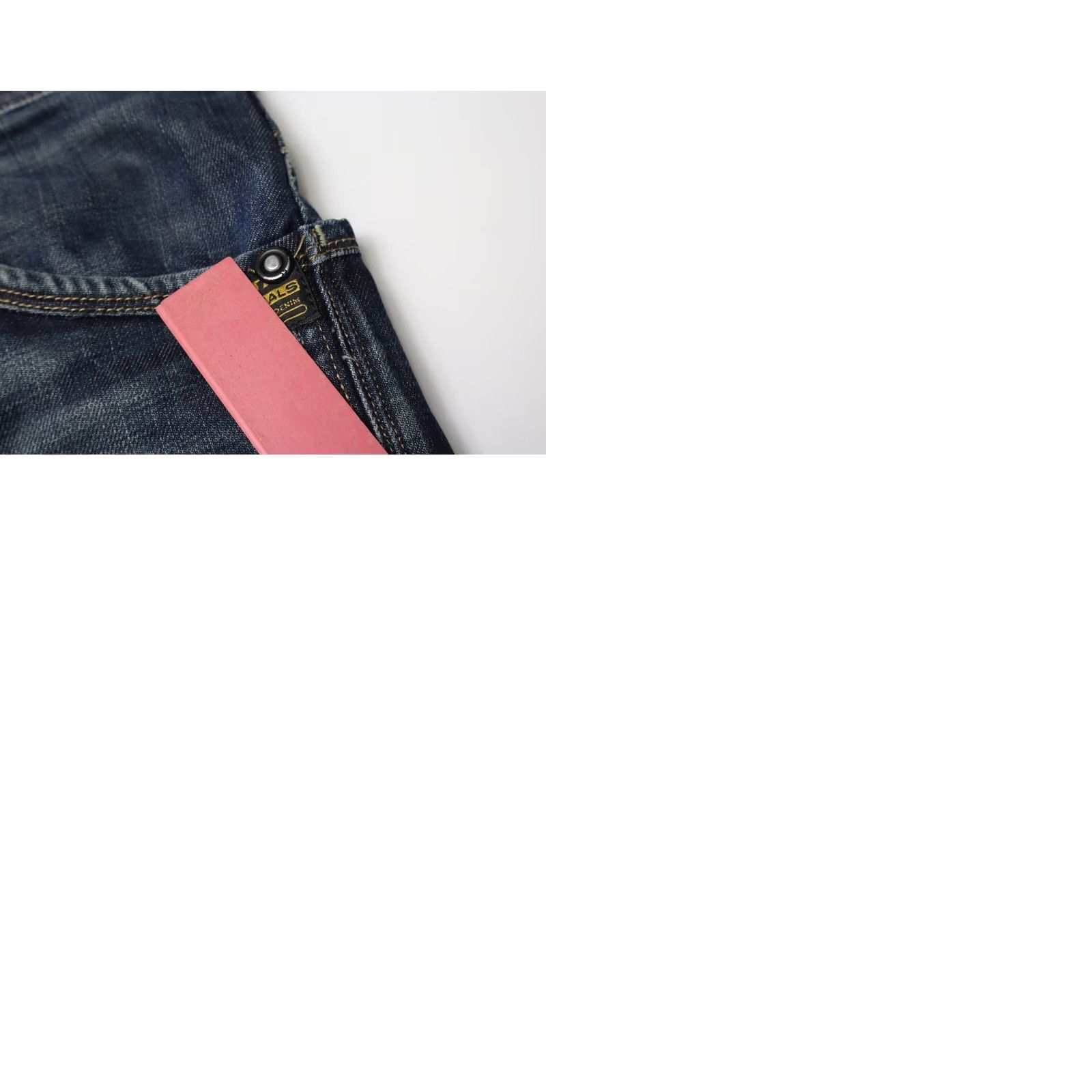 G-Star G-STAR Jeans Men's W32/L32 Regular Blue Faded Whiskers Button Fly Logo Classic Denim Jeans Mens Regular Fit Size US 32 / EU 48 - 9 Thumbnail
