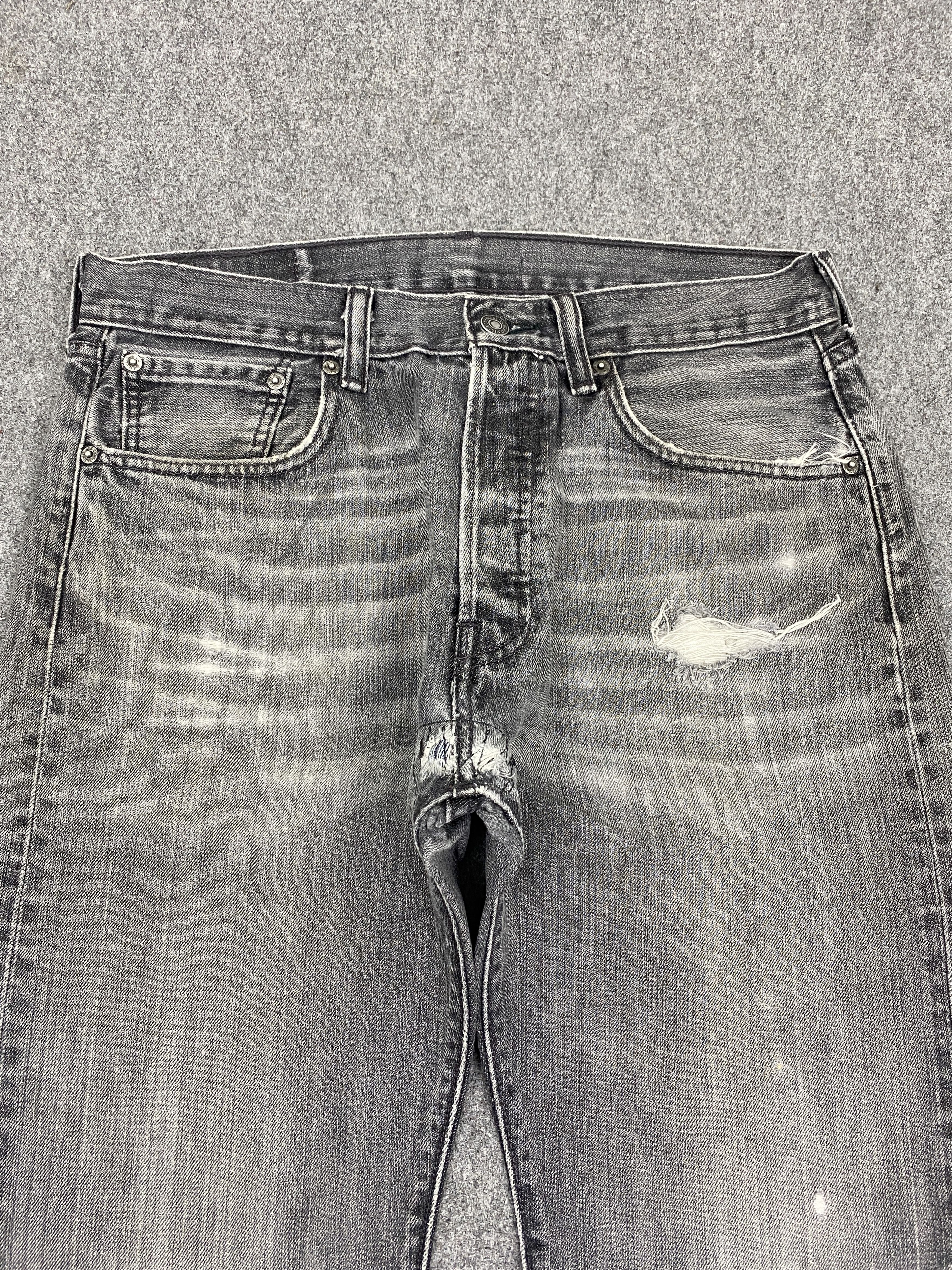 Levi's Faded Black Vintage Levi's 501 Jeans DP2774 Size US 33 - 2 Thumbnail
