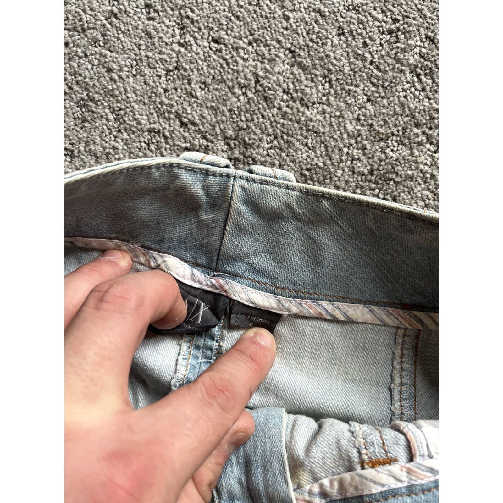 Armani Exchange VINTAGE A/X Armani Exchange Denim Skirt Mini 2 Blue Cotton Spandex Pockets Zip Button Size 26" / US 2 / IT 38 - 4 Thumbnail