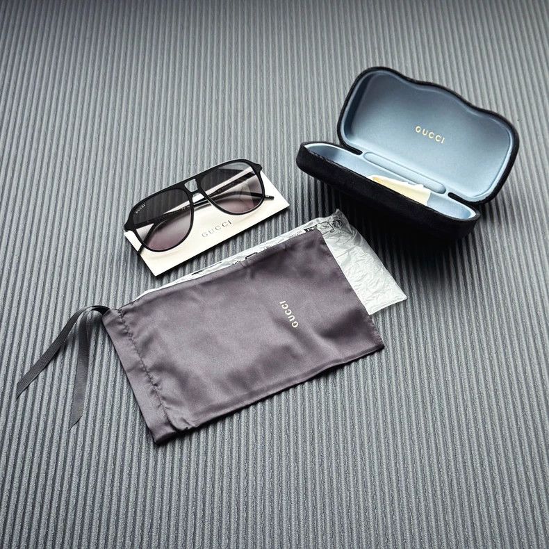Gucci Gucci Sunglasses Size ONE SIZE - 1 Thumbnail