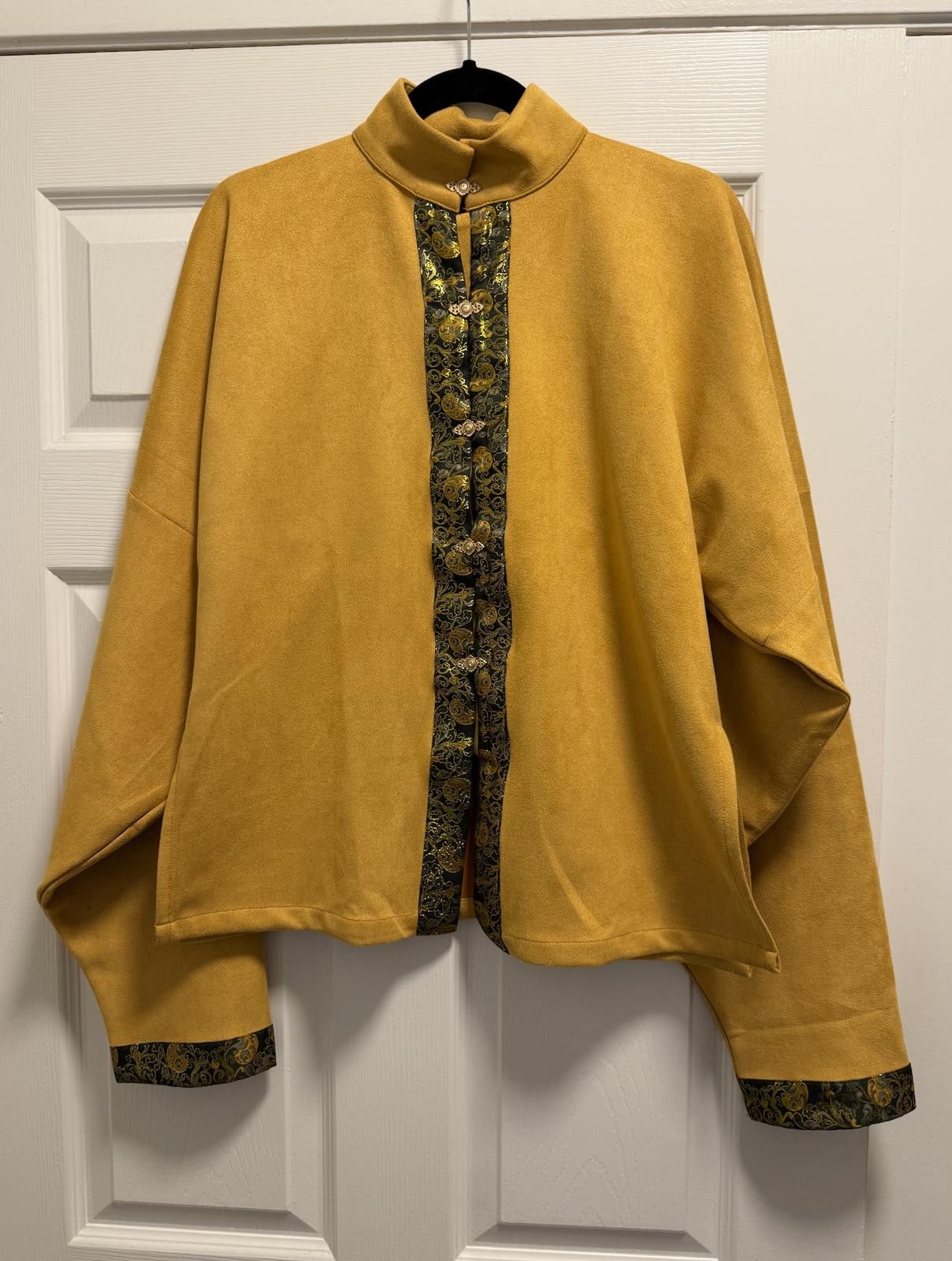 Designer Golden Mandarin-Collar Brocade Jacket – Chic & Cultural Size L / US 10 / IT 46 - 8 Thumbnail