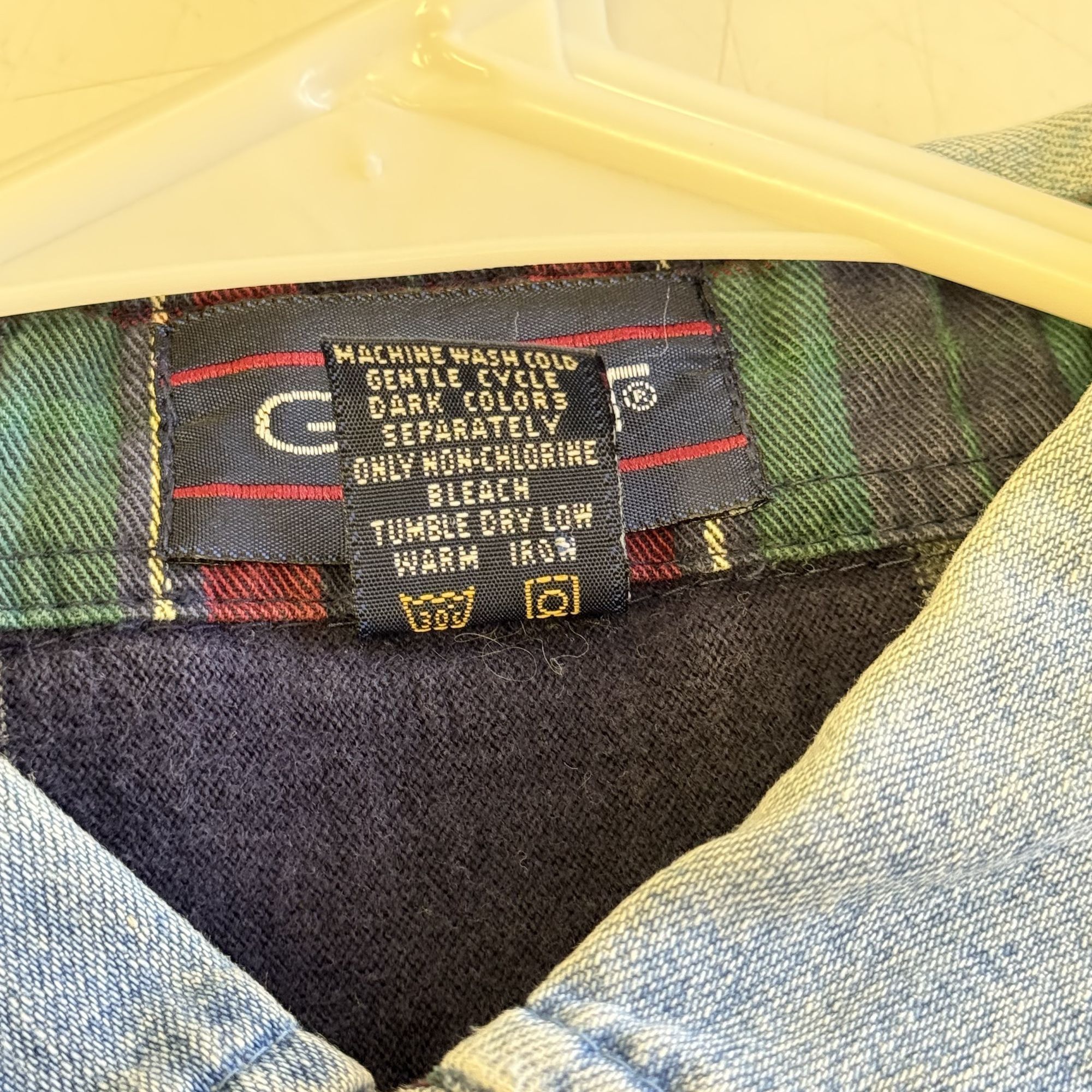 Gant Vtg Gant COLORBLOCK STRIPE Logo Crest Streetwear Polo Rugby Size US L / EU 52-54 / 3 - 8 Thumbnail