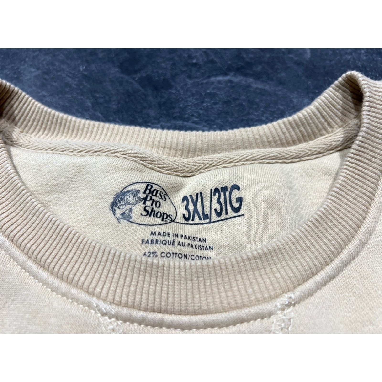 Bass Pro Shops Bass Pro Shops Sweatshirt Mens 3XL Beige Embroidered Spellout Fleece Casual Size US XXL / EU 58 / 5 - 4 Thumbnail