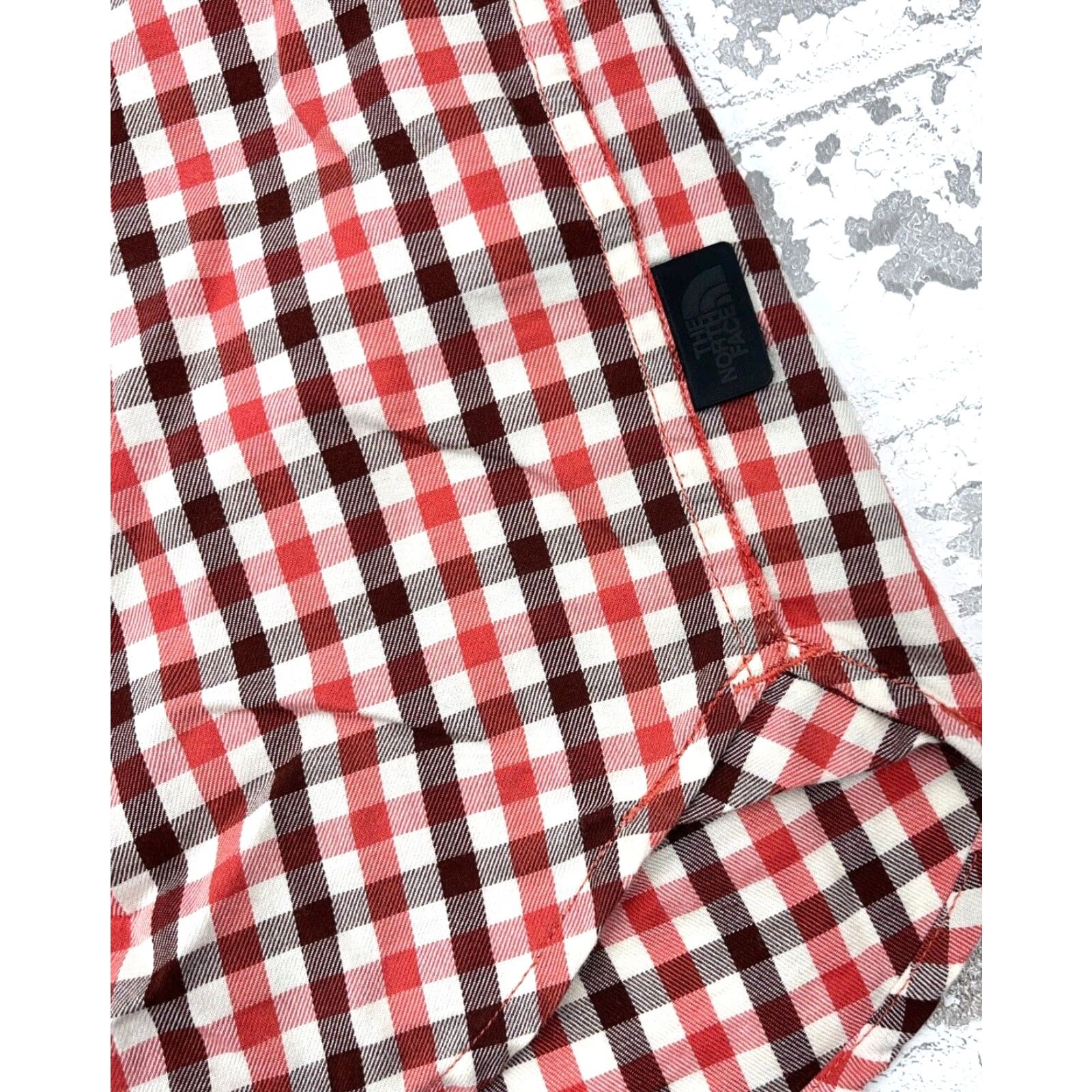 The North Face The North Face Shirt Men Large Pin Plaid Button Up Hiking Salmon Check Outdoor Adult Size US L / EU 52-54 / 3 - 4 Thumbnail
