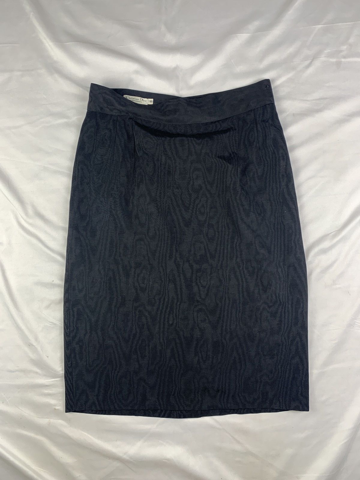 Christian Dior Monsieur 2000s Christian Dior Coordonnes Wavey Tail Formal Skirt Size 27" / US 4 / IT 40 - 1 Thumbnail