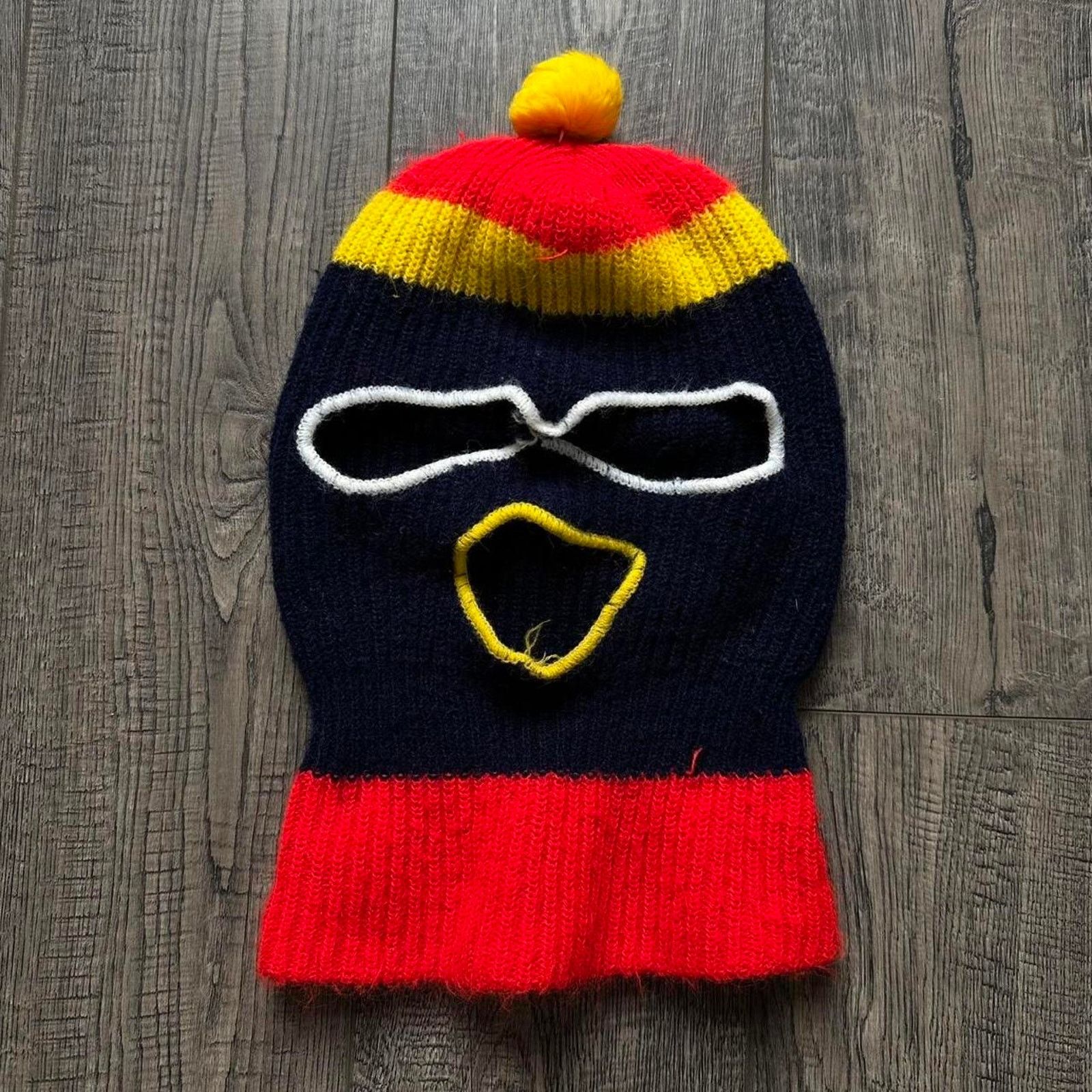 Vintage Vintage 70s Retro Ski Winter Ski Face Mask Balaclava Hat Cap Size ONE SIZE - 1 Thumbnail