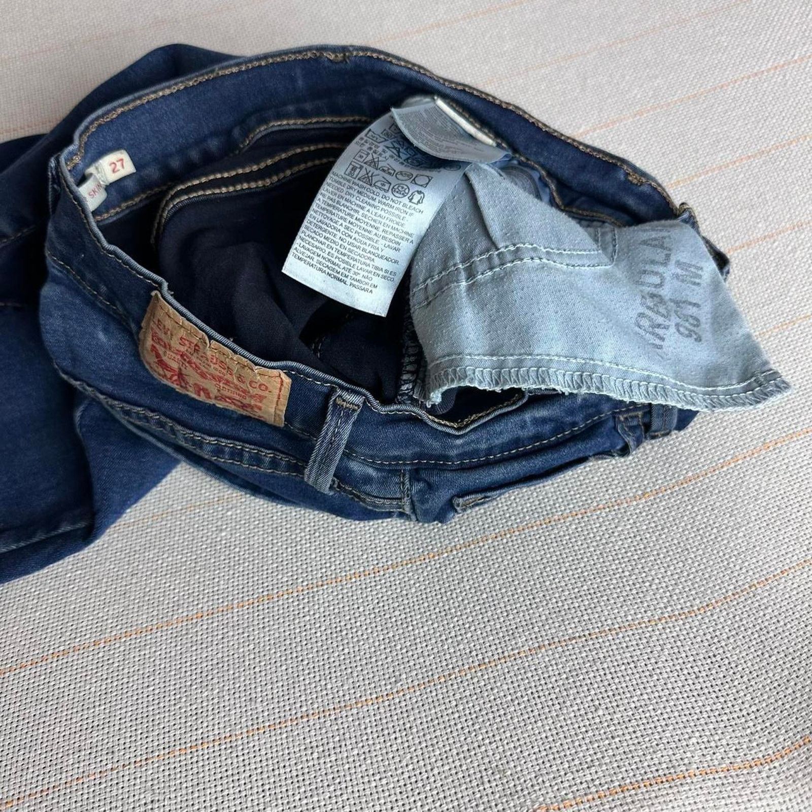 Levi's Levi's 710 Jeans Blue Super Skinny Distress Dark Wash Denim Size 27" / US 4 / IT 40 - 5 Thumbnail