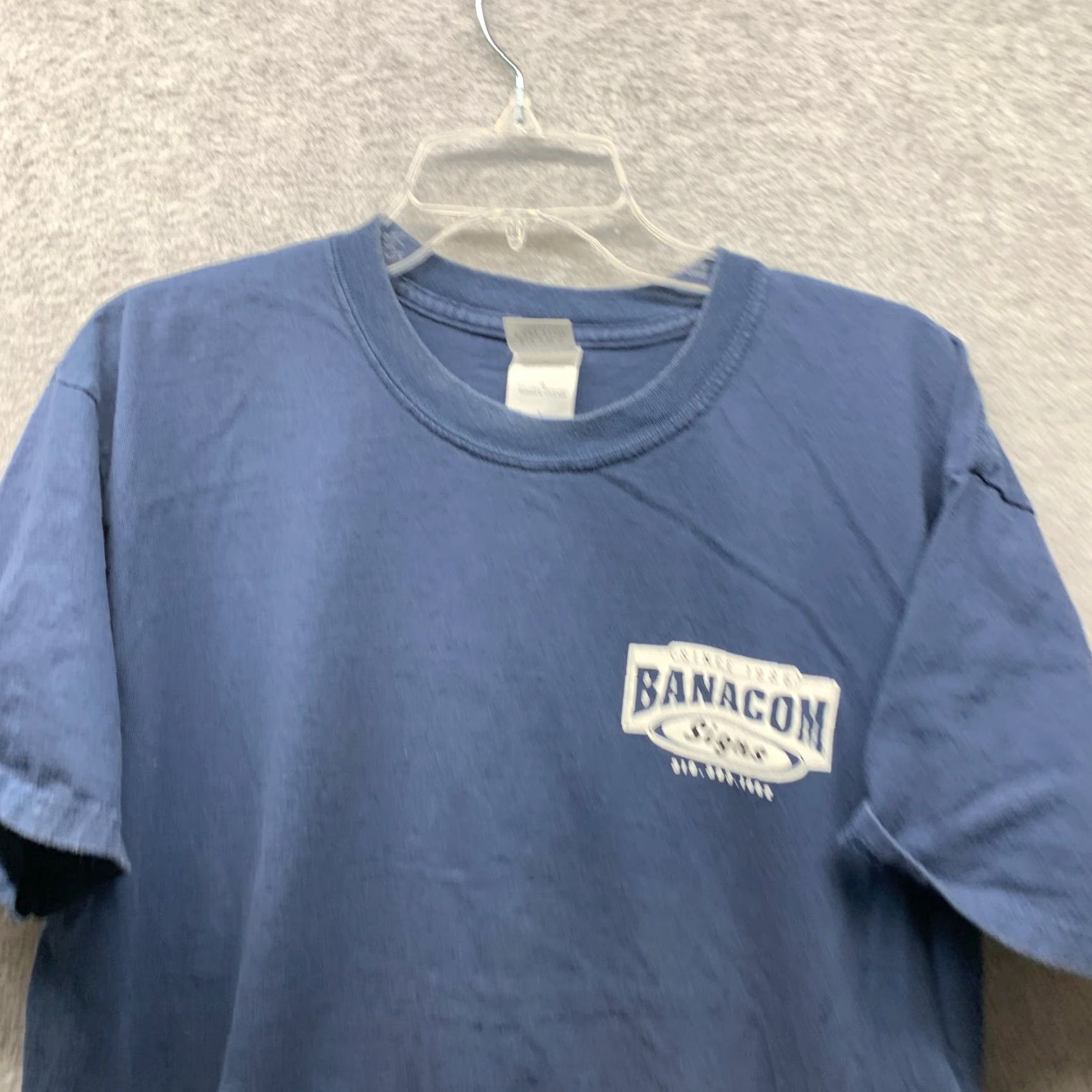 Gildan VINTAGE Gildan Shirt Mens T-Shirt 90s Blue Cotton Short Sleeve Crew Neck Large 90s Mens Cotton Tee Blue Gildan Shirt Size US L / EU 52-54 / 3 - 2 Thumbnail