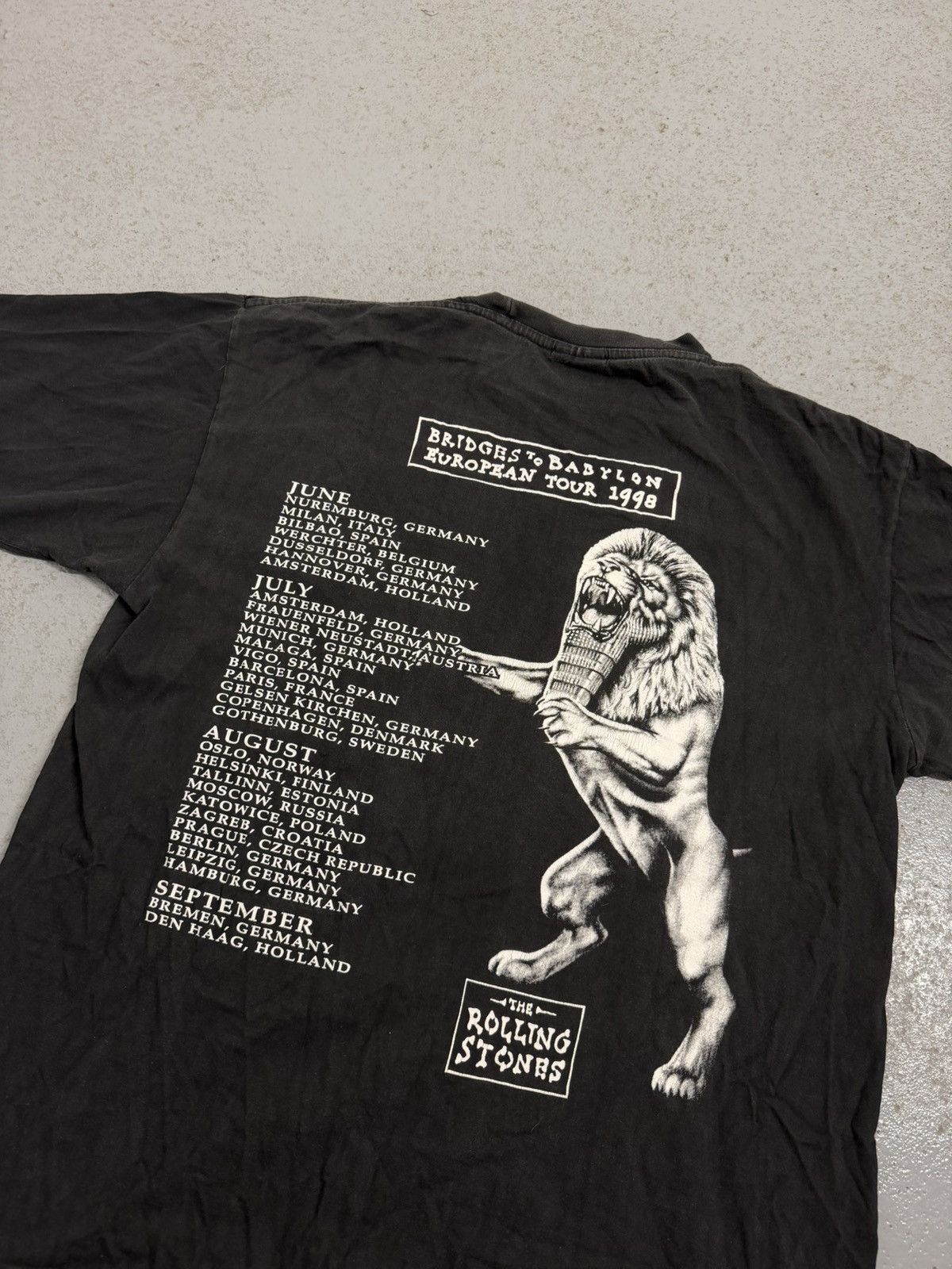 Band Tees Vintage 1998 The Rolling Stones Briges To Babylon Tour Tee Size US L / EU 52-54 / 3 - 10 Thumbnail