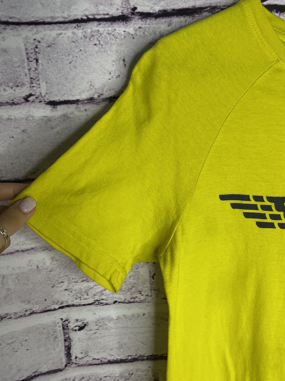 Avirex Men's T-Shirt vintage Avirex overprint tee streetwear y2k Size US XS / EU 42 / 0 - 2 Thumbnail