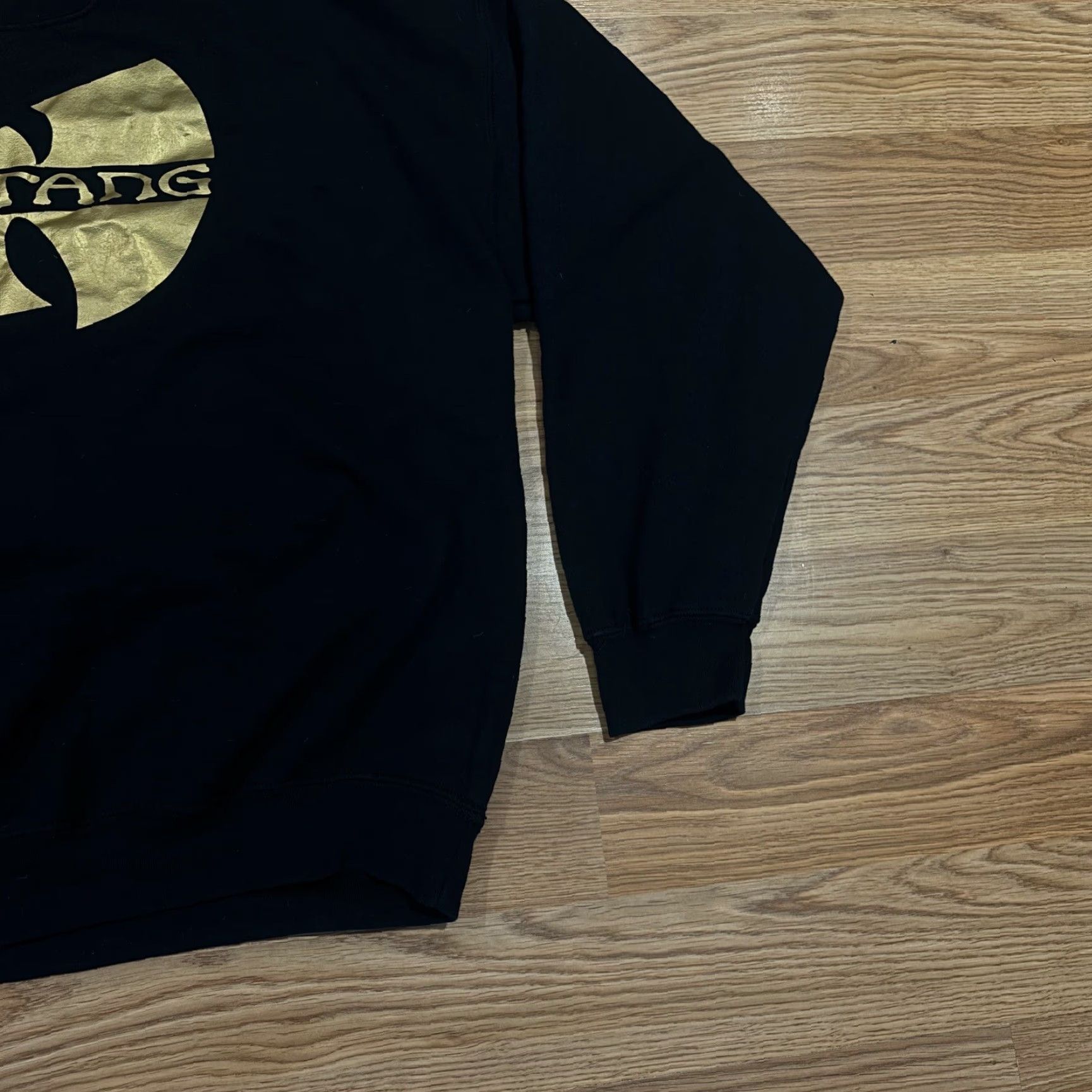 Gildan VINTAGE Wu-Tang Clan Black Gold Foil Graphic Logo Pullover Sweatshirt XL Size US XL / EU 56 / 4 - 5 Thumbnail