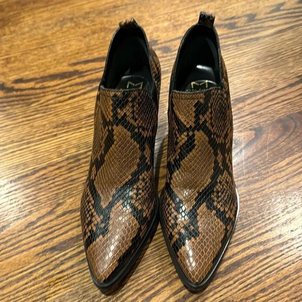 MARC FISHER Brown/Black Snake Skin Leather Pointed Toe Bloc