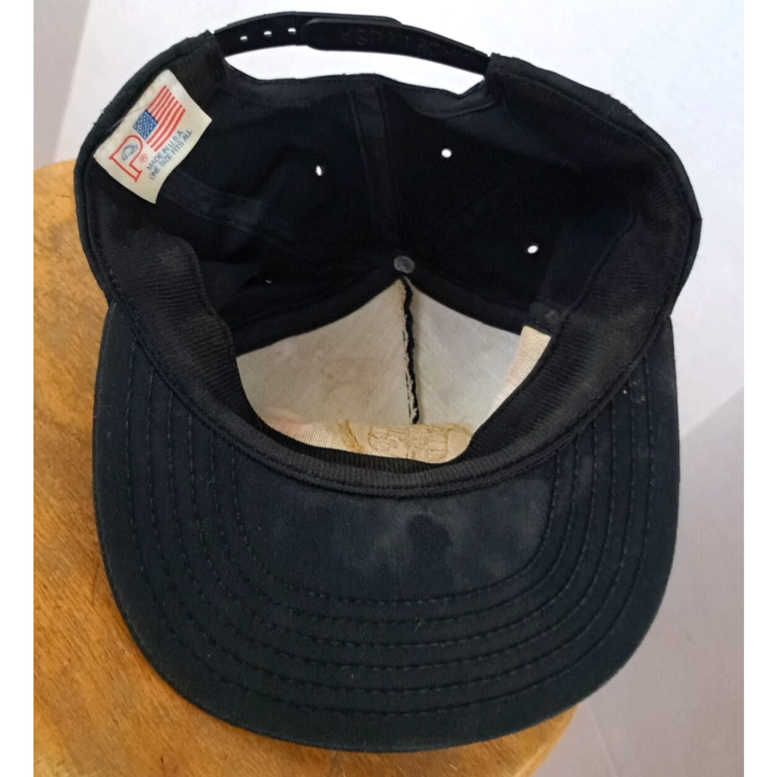 Vintage VINTAGE Cadillac Motors USA Adjustable Black Embroidered Hat Size ONE SIZE - 4 Thumbnail
