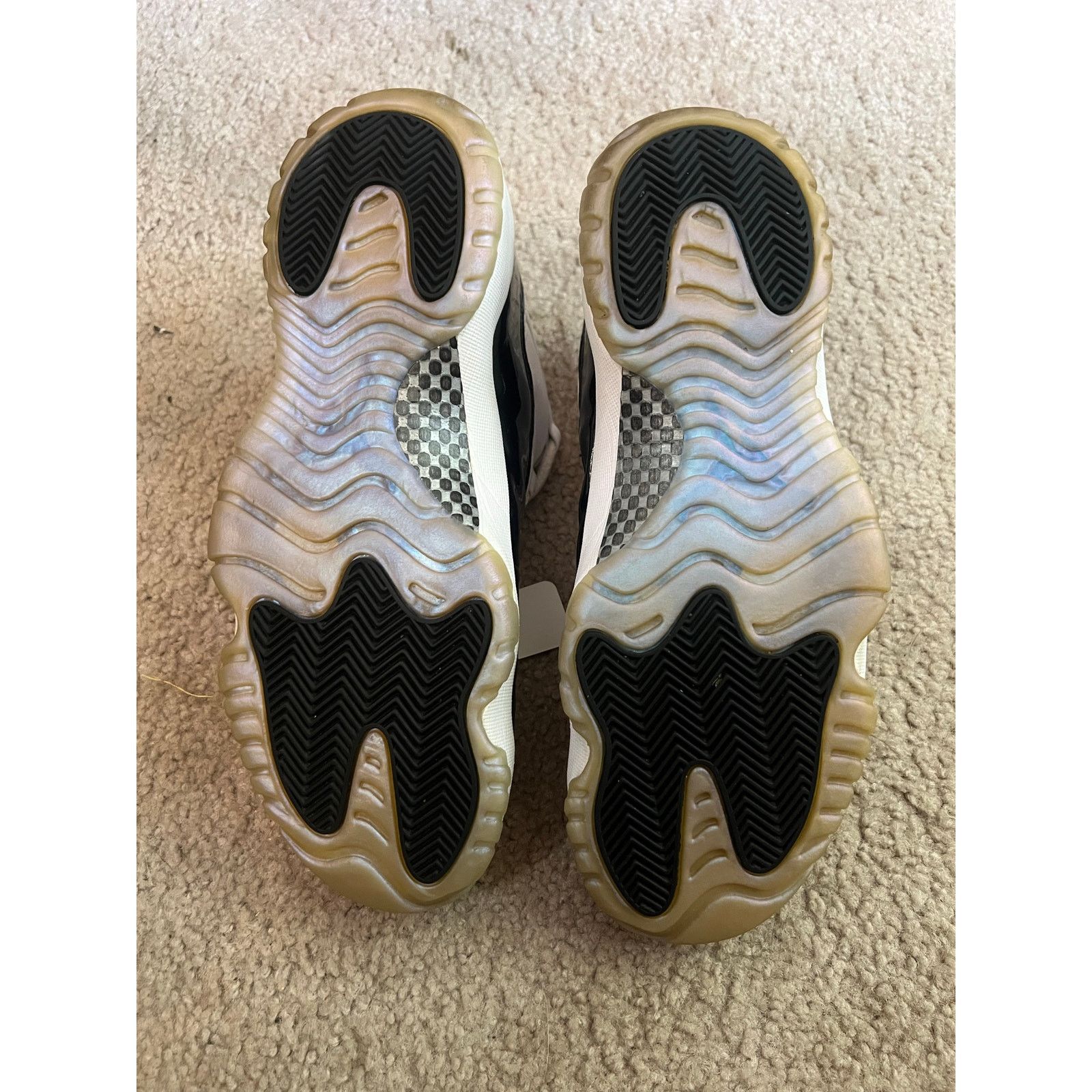 Jordan Brand Jordan 11 Low Easter Size 11 Size US 11 / EU 44 - 5 Thumbnail