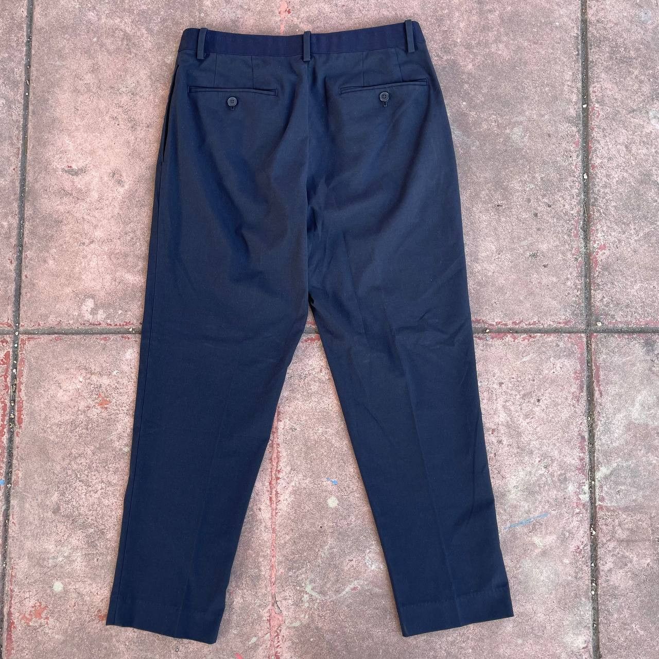Uniqlo ⭐️SALE⭐️[M] UNIQLO TROUSER PANTS AIRISM NAVY Size US 32 / EU 48 - 4 Thumbnail