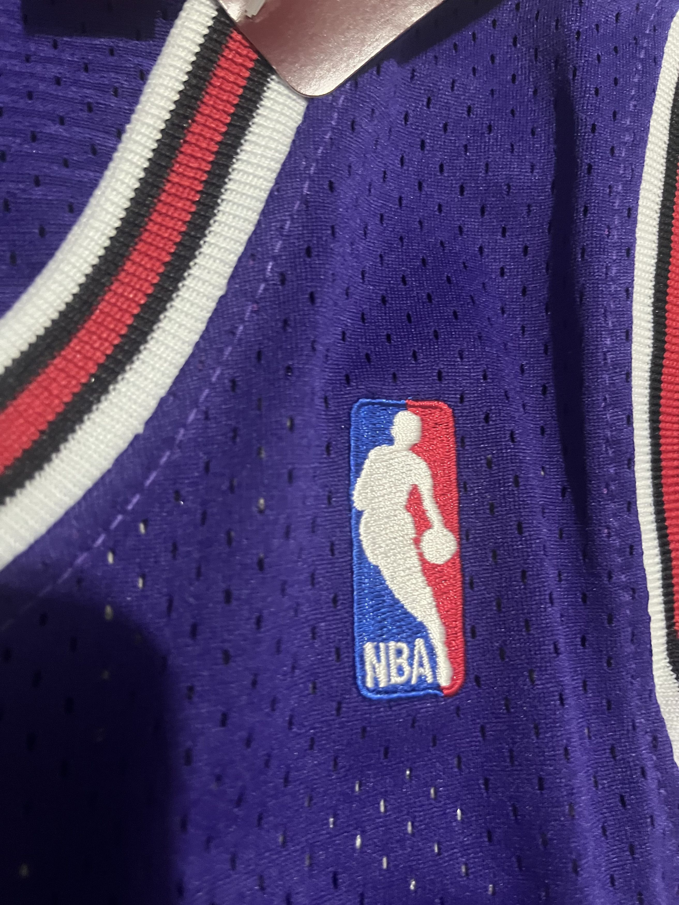 NBA Retrò Maglia Michael Jordan #23 Viola - M Size US M / EU 48-50 / 2 - 4 Thumbnail
