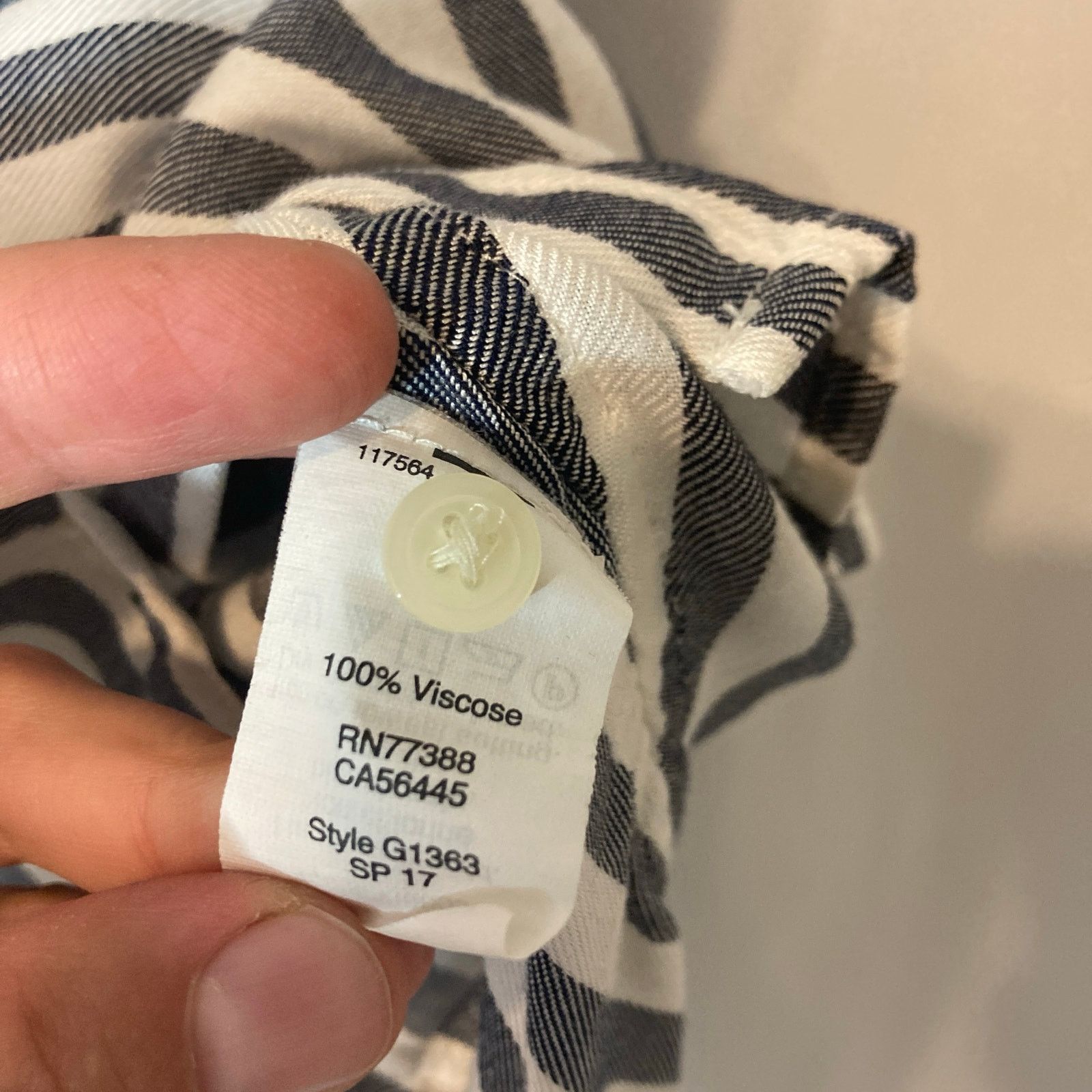 Madewell Madewell Blue White Striped Button Up Shirt Blouse Top Size XS / US 0-2 / IT 36-38 - 9 Thumbnail