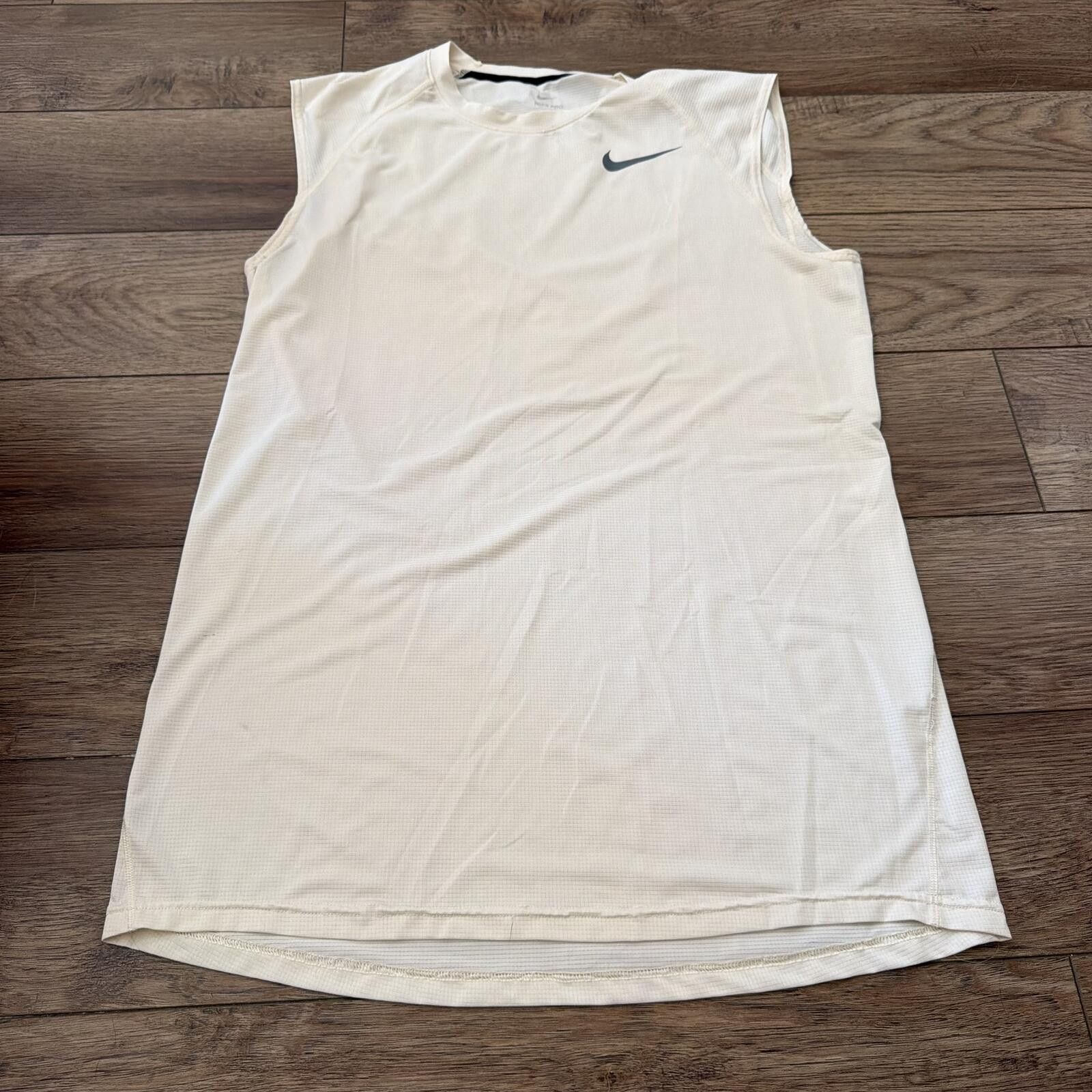 Nike Nike Pro Dri-Fit Sleeveless Shirt Training Gym Size L Size US L / EU 52-54 / 3 - 1 Thumbnail