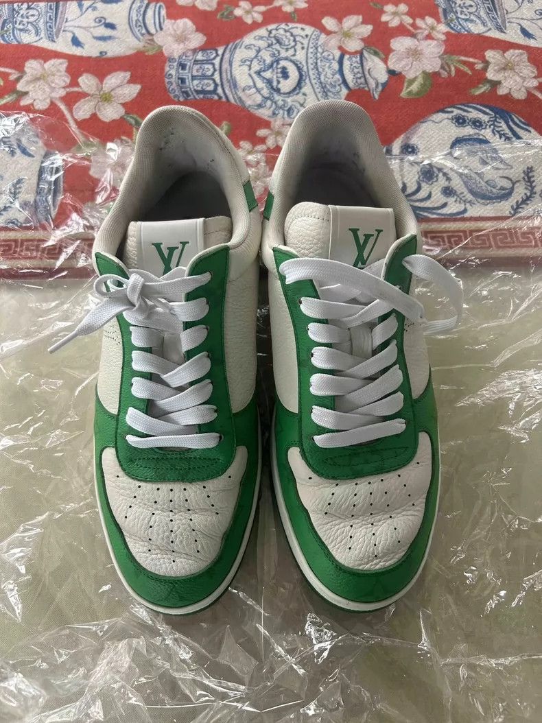 Louis Vuitton Louis Vuitton Green Sneakers Size US 8.5 / EU 41-42 - 2 Thumbnail