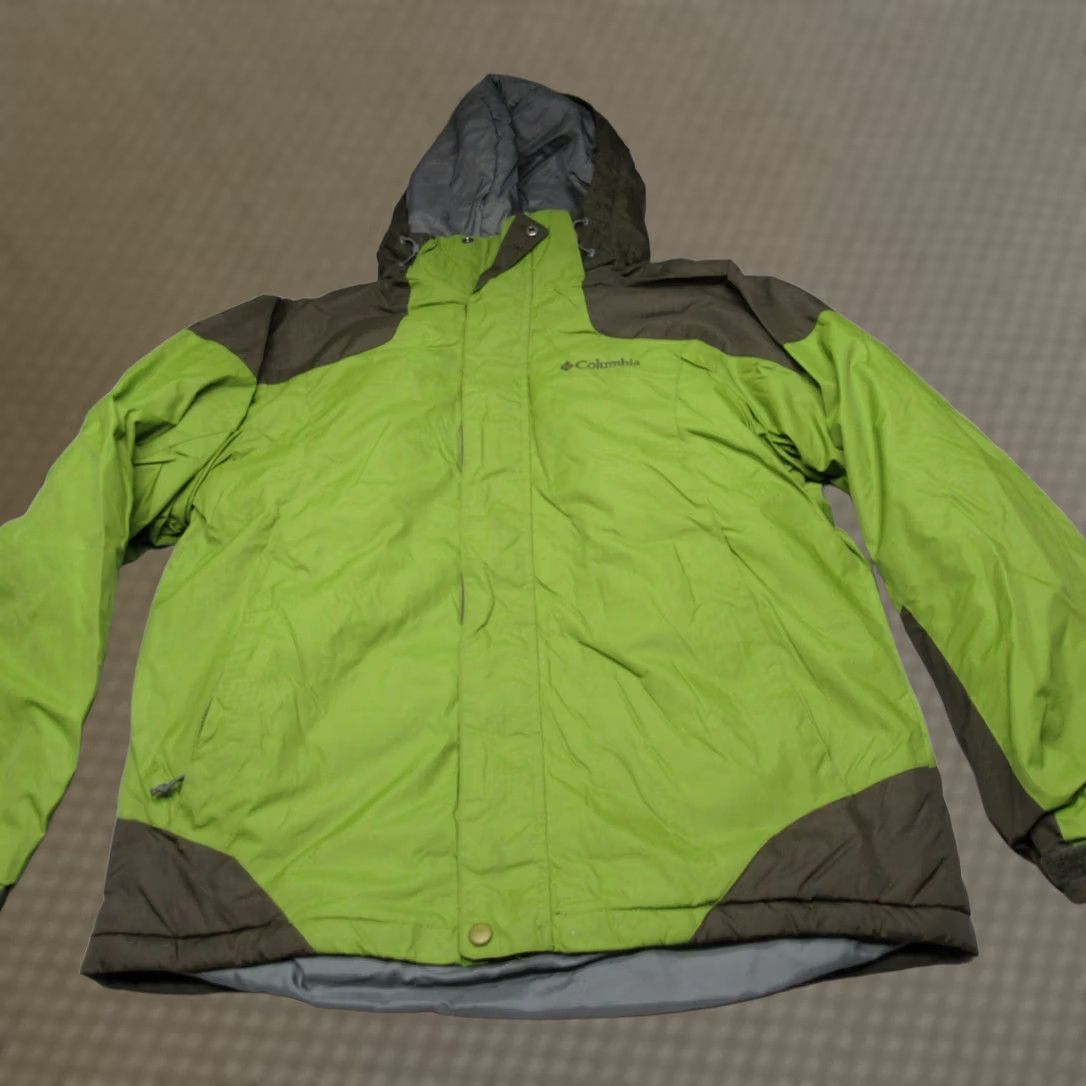 Vintage - The core selling point (Columbia) is highlighted Size US M / EU 48-50 / 2 - 1 Thumbnail