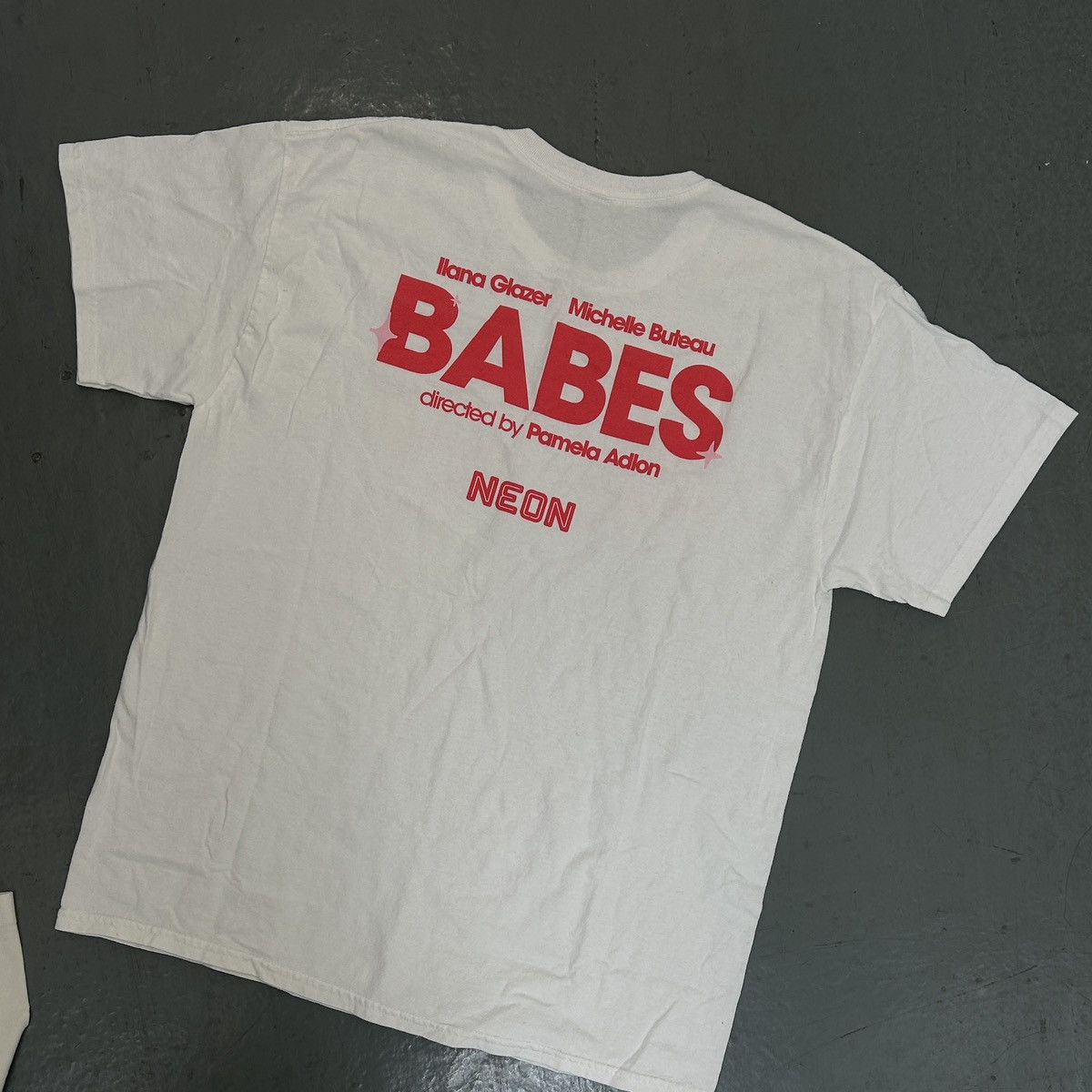Other NEON “BABES” Promo Tee – Ilana Glazer Size US L / EU 52-54 / 3 - 4 Thumbnail