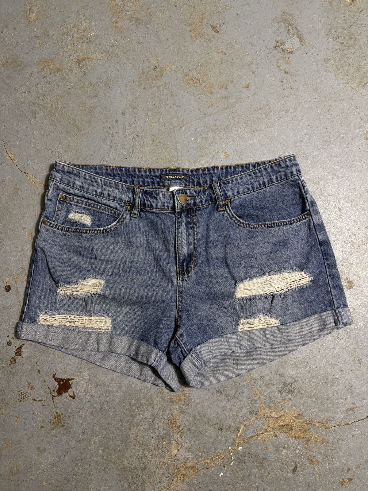 Billabong Women’s Billabong Denim Shorts Size 31" - 1 Thumbnail