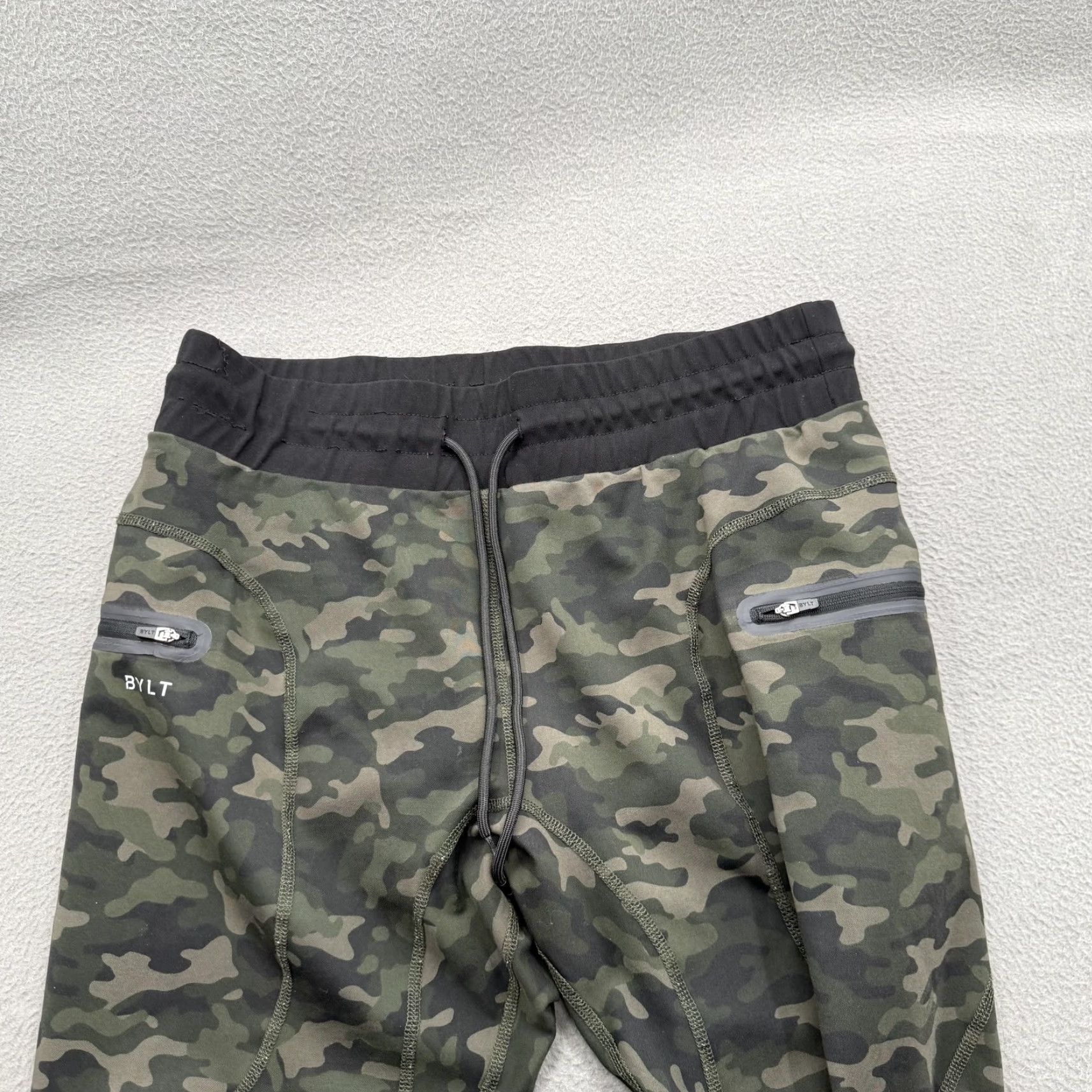 Vintage BYLT Elite Jogger Pants Mens 31 Green Camo Athletic Stretch Zip Pocket Pants Mens Regular Green Camouflage Jogger BYLT Mens 31 Camo Green Size US 31 - 7 Thumbnail