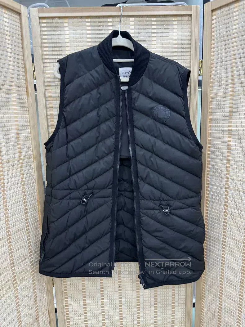 Hermes Hermes Badge lightweight goose down vest, black Size XS / US 0-2 / IT 36-38 - 1 Thumbnail