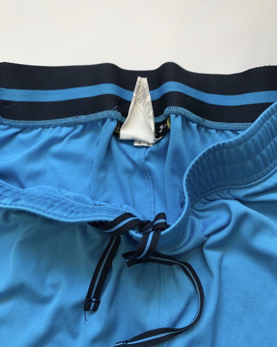 Under Armour Under Armour Tottenham Blue Shorts Size US 34 / EU 50 - 3 Thumbnail