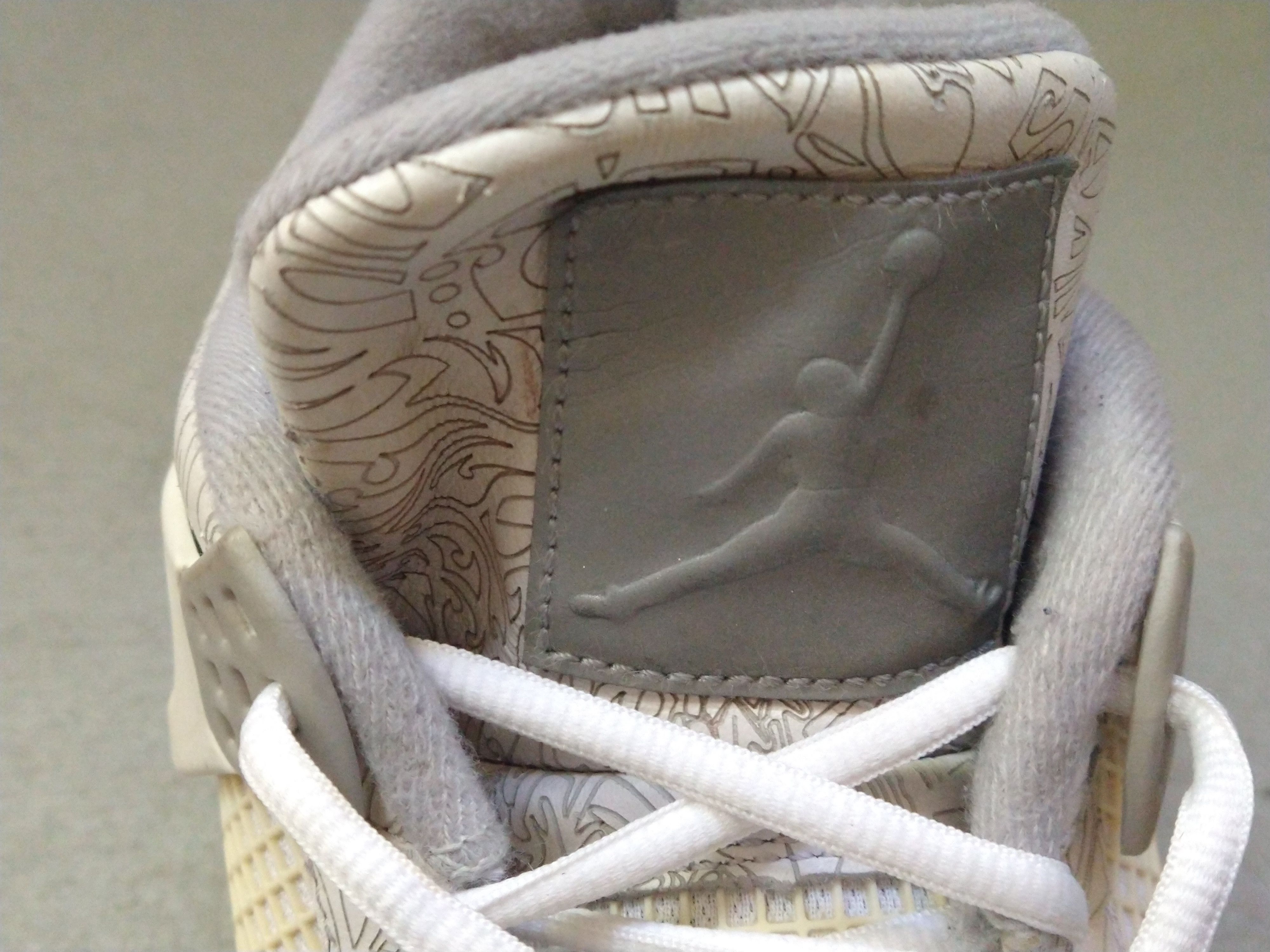 Jordan Brand × Nike Nike Air Jordan 4 Retro 30th Anniversary Laser 12 705333-105 Size US 12 / EU 45 - 11 Thumbnail
