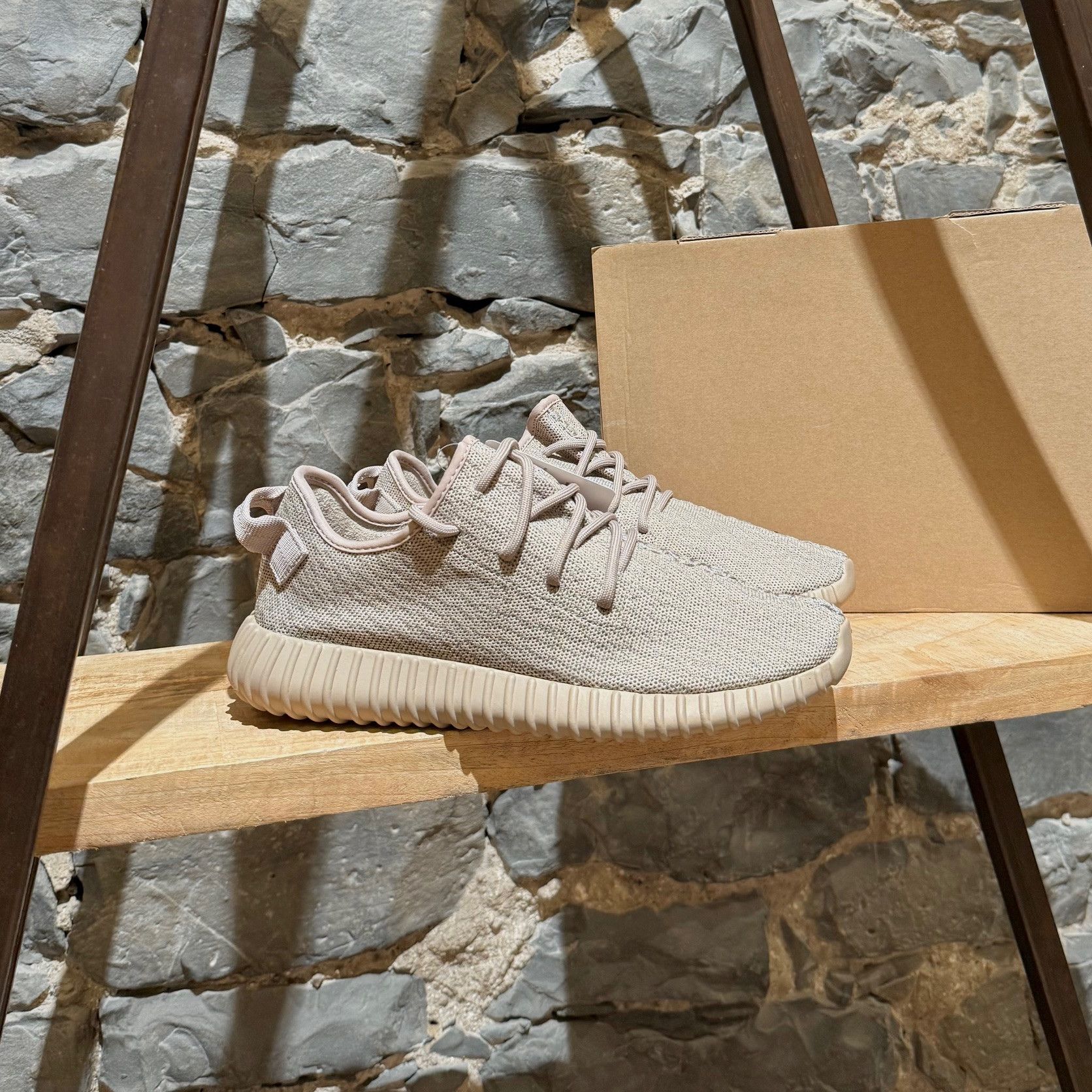 Yeezy 350 V1 Yeezy Oxford Tan Online Release Adidas YEEZY 350