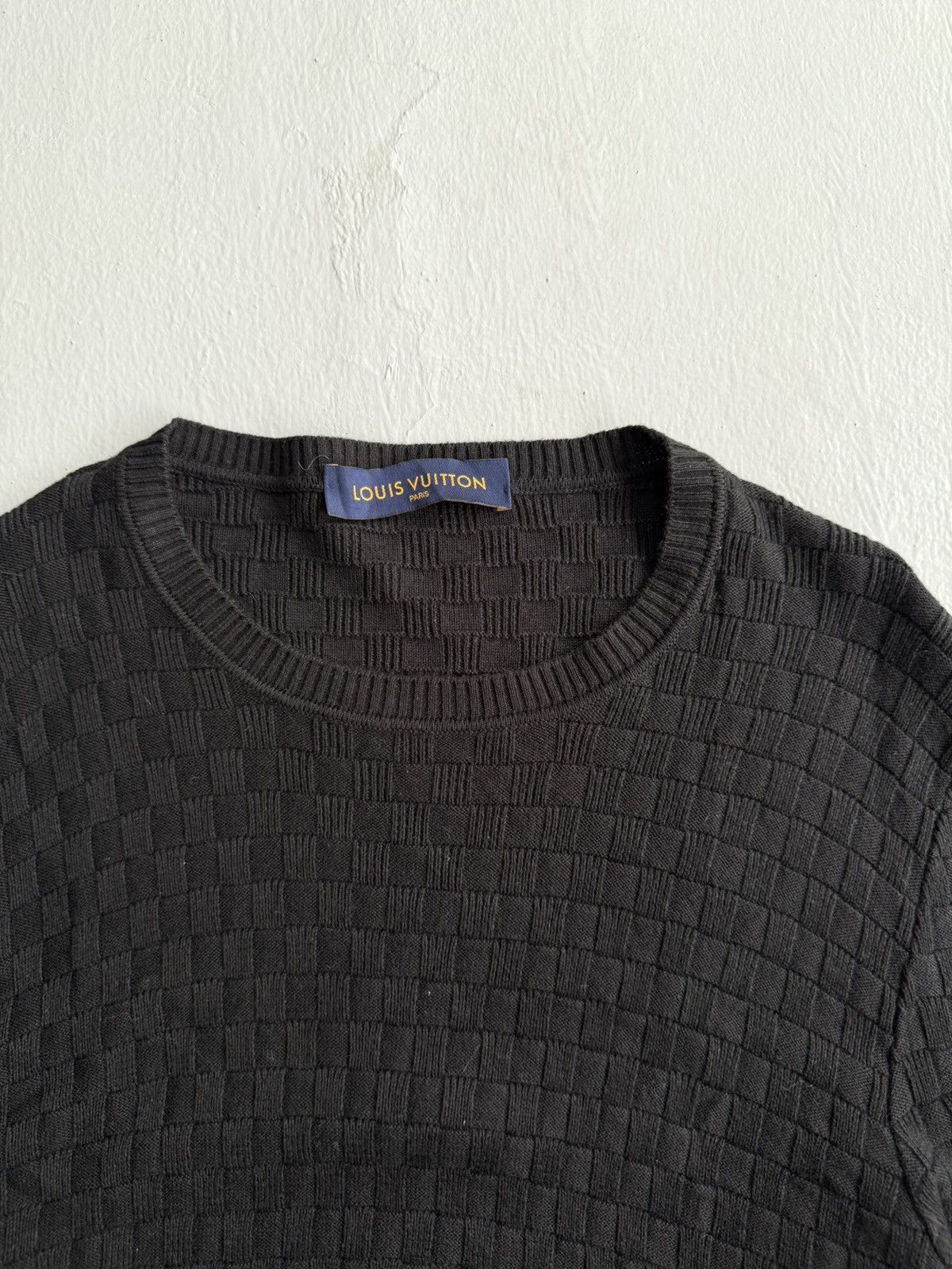 Louis Vuitton Louis Vuitton - Black Damier Crewneck Size US L / EU 52-54 / 3 - 2 Thumbnail