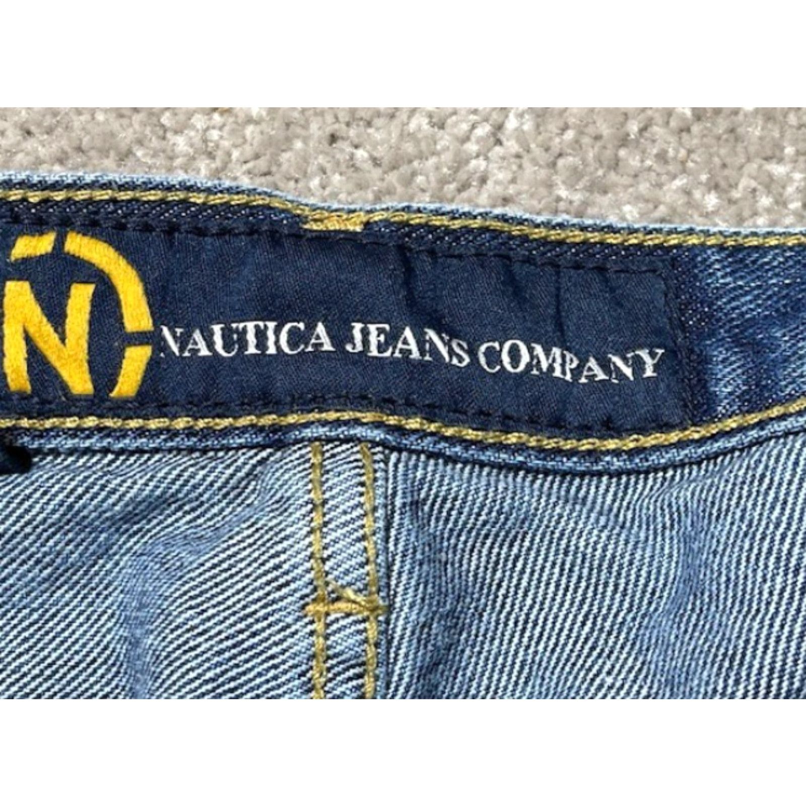 Nautica Nautica Jeans Mens 42/32 Capri Cotton Medium Wash Denim High Rise Blue Jeans Capris Mens Regular 42in 32in Pocket 5-Pocket Denim Nautica Blue Mens Size US 42 / EU 58 - 6 Thumbnail