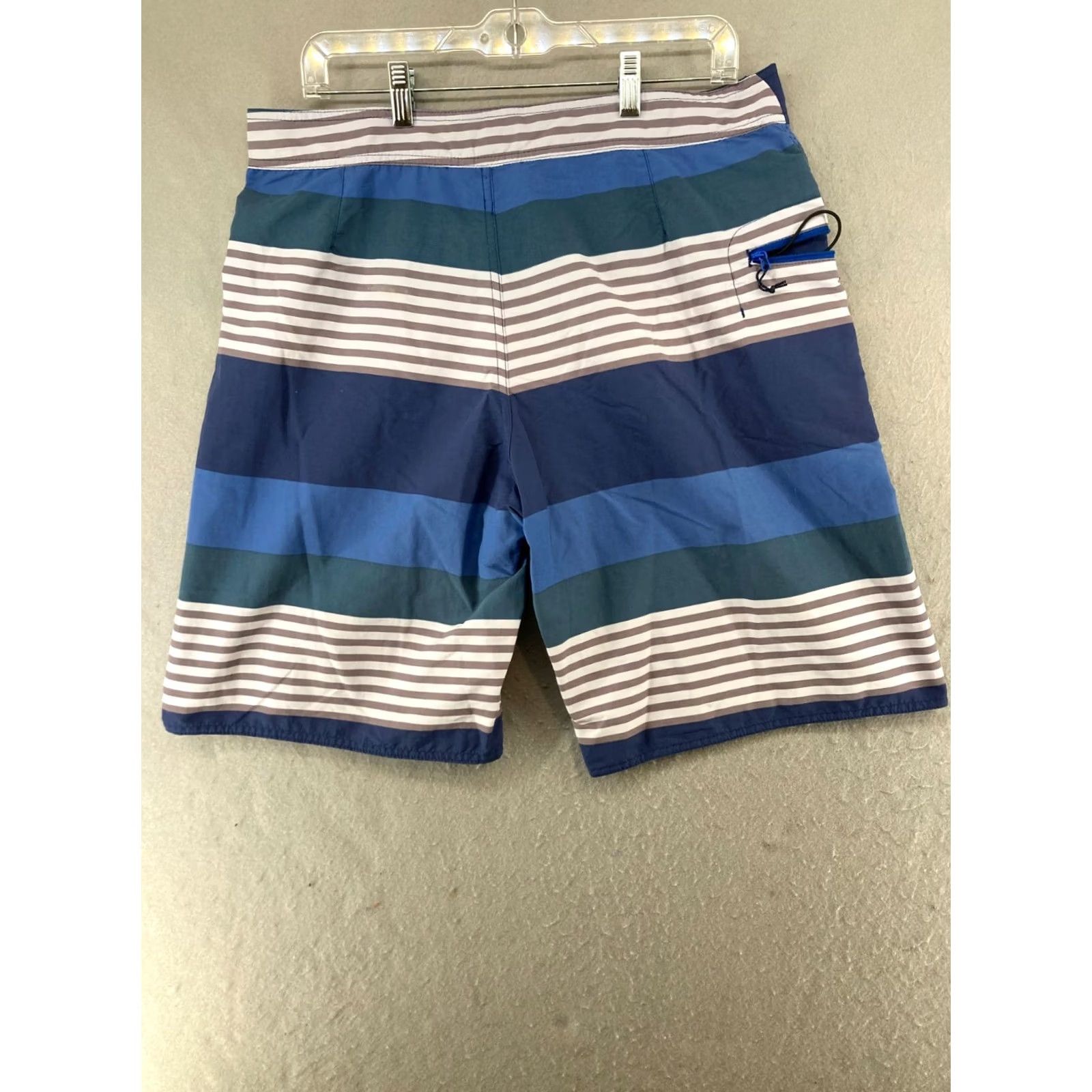 Patagonia Patagonia Swim Shorts Mens 35 Blue Stripes Pocket Beach Bottom Mens Size US 35 - 7 Thumbnail