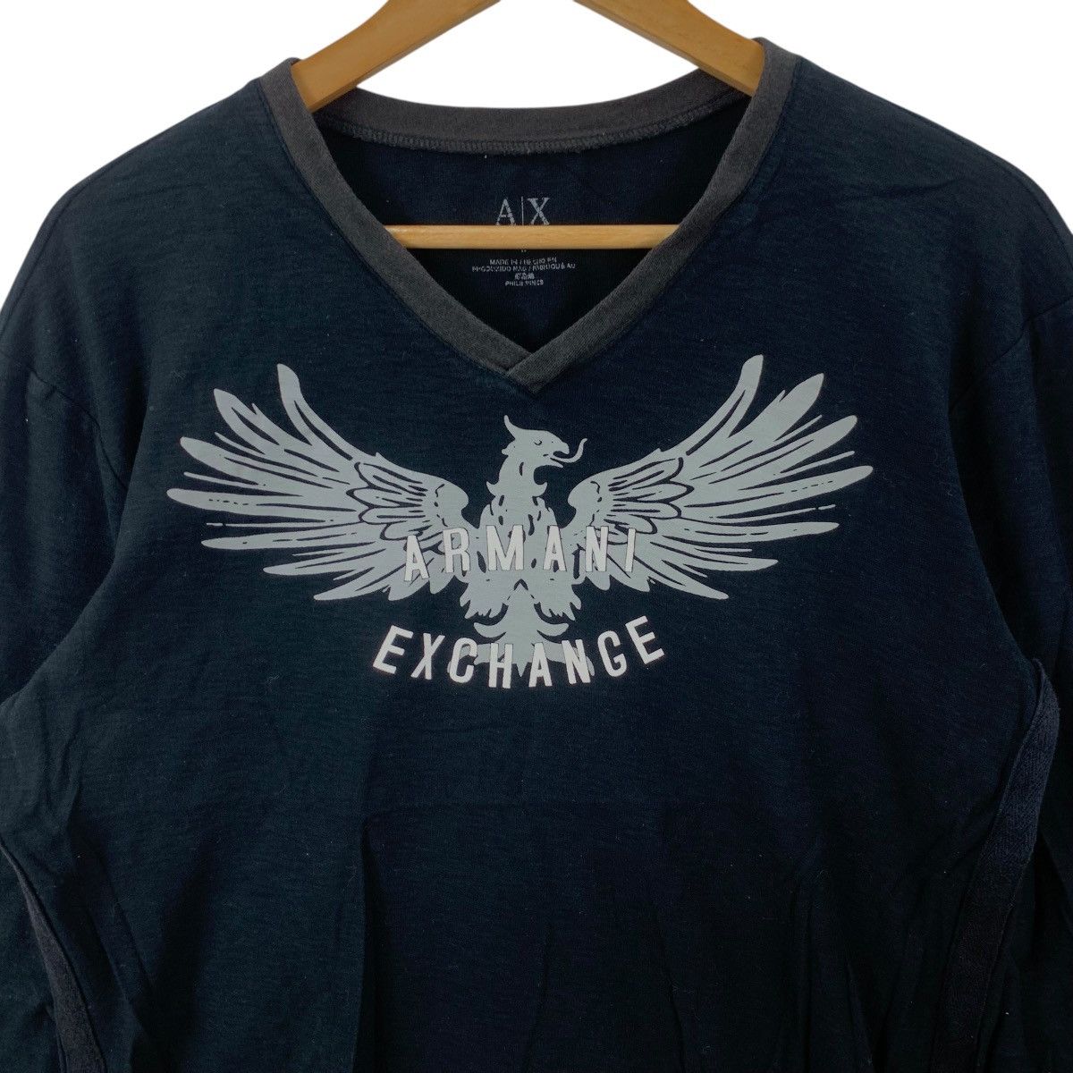 Armani Exchange ARMANI EXCHANGE AX Eagle Crest Logo V Neck Tee Shirt Top Size L / US 10 / IT 46 - 5 Thumbnail