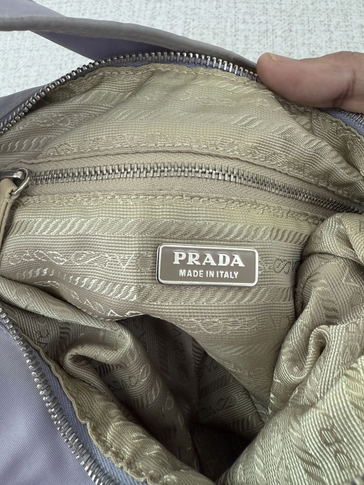 Prada 🔥RARE COLOR🔥 PRADA Hobo Bag Size ONE SIZE - 11 Thumbnail