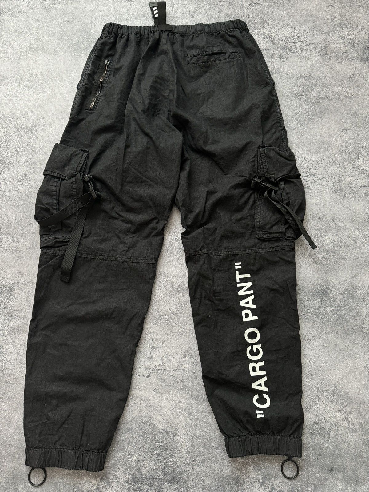 Off-White Off-White Parachute Cargo Pants “Cargo Pant” Black size 32 Size US 32 / EU 48 - 4 Thumbnail