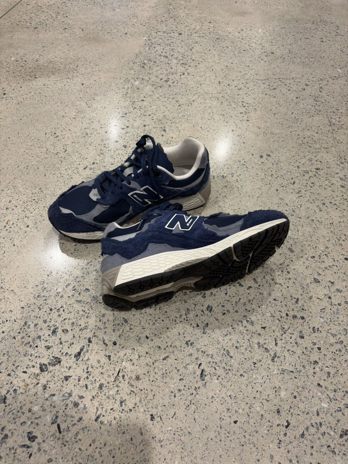 New Balance 2002R Navy Blue New Balance Size US 9 / EU 42 - 5 Thumbnail
