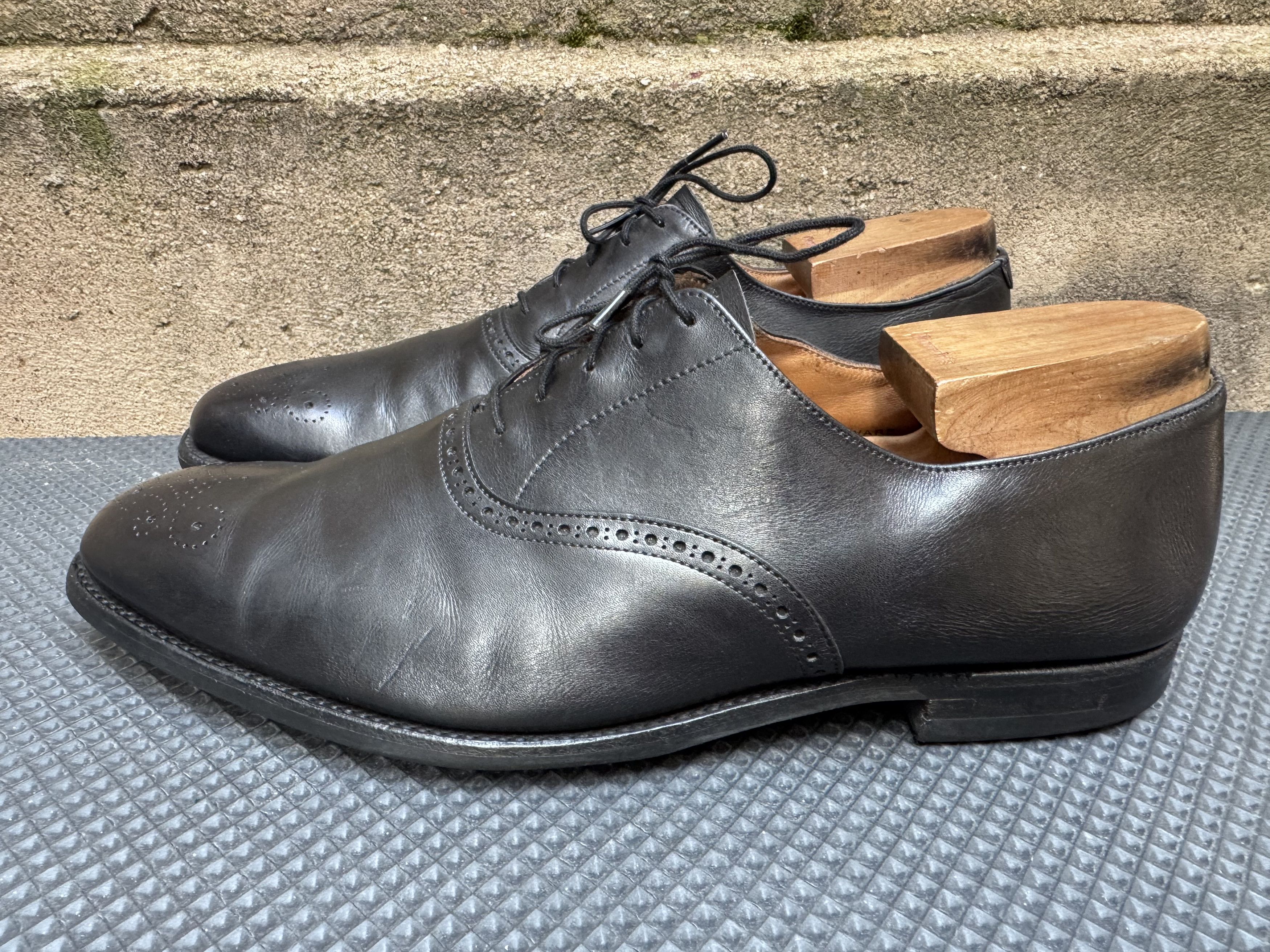 Crockett & Jones Crockett & Jones Edgware black calf city Rubber sole Size US 10 / EU 43 - 3 Thumbnail