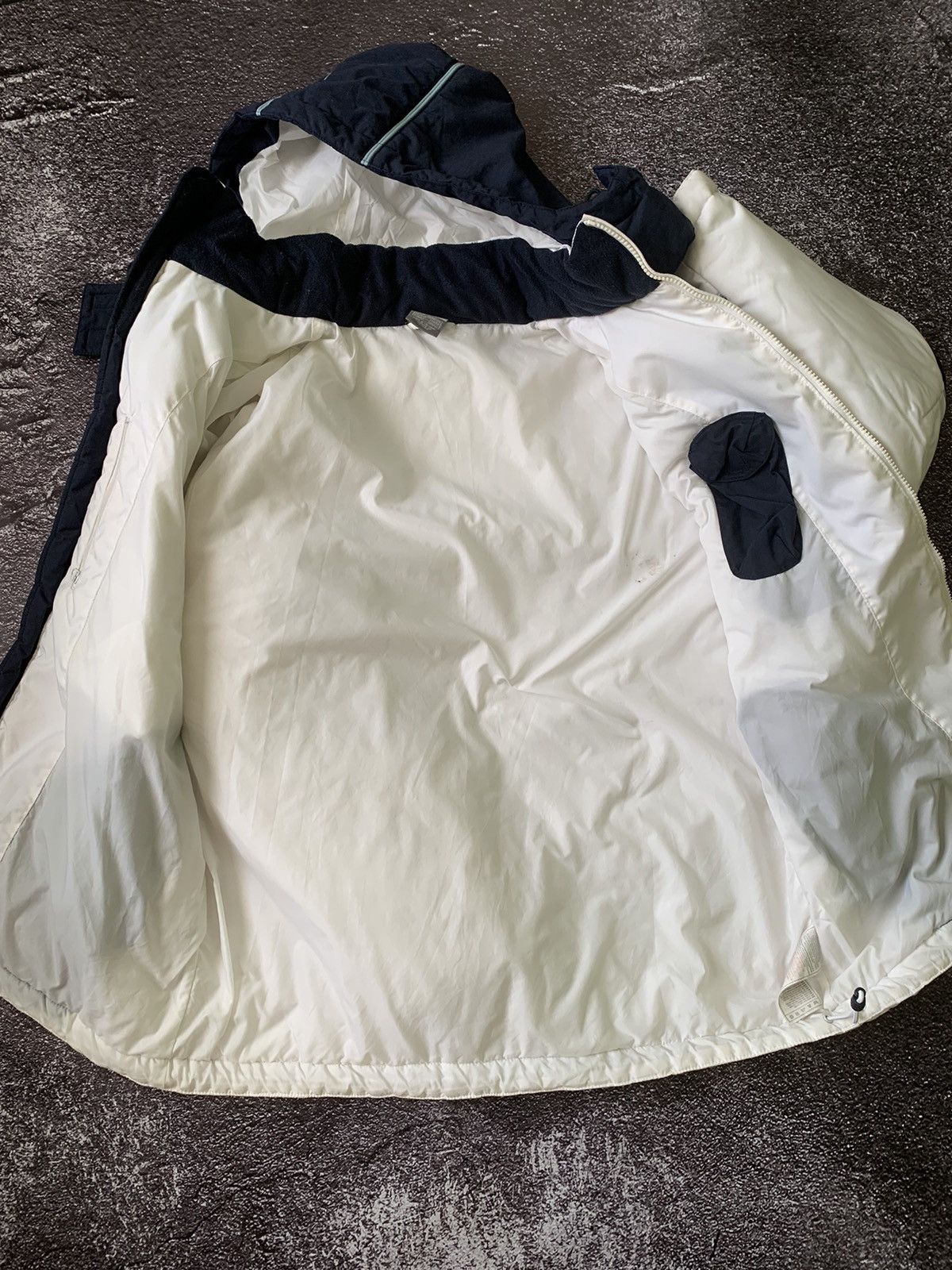 Nike Vintage Nike Y2K Winter Jacket White/Blue 90s Boxy Size US M / EU 48-50 / 2 - 15 Thumbnail