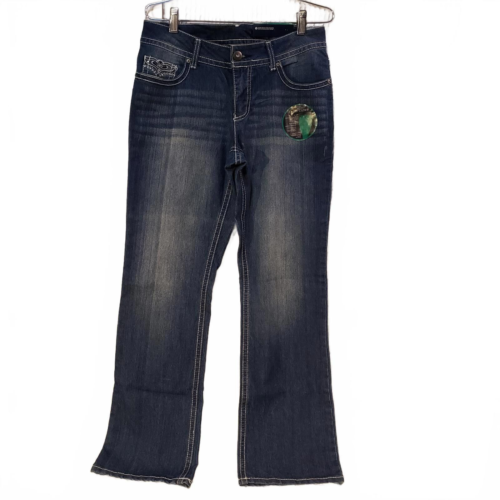 Faded Glory Faded Glory Women's Bootcut Jeans Embroidered Back Pockets Size 30" / US 8 / IT 44 - 2 Thumbnail