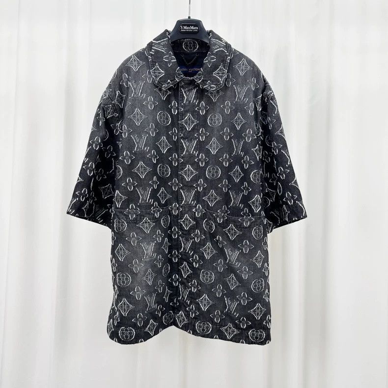 Louis Vuitton Louis Vuitton Black Gray Denim Print Shirt Size US XL / EU 56 / 4 - 1 Thumbnail