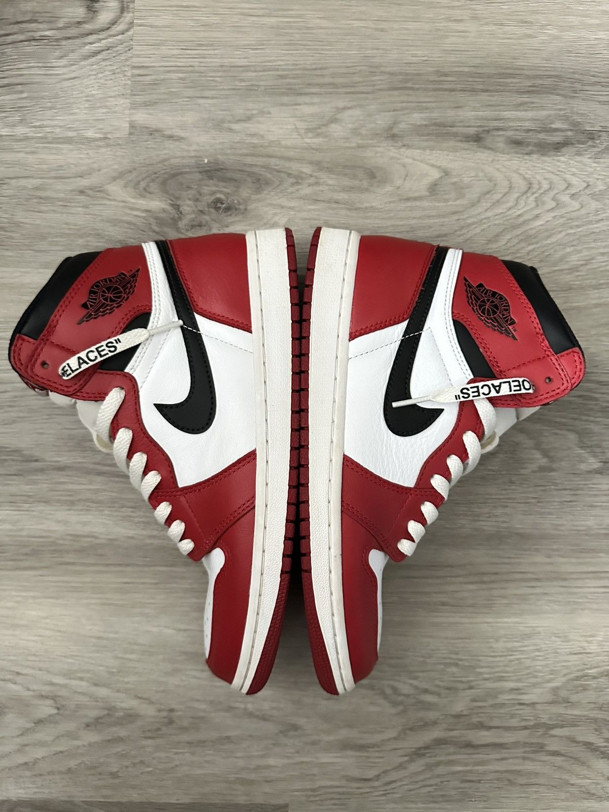 Jordan Brand Jordan Retro 1 Chicago (2015) size 7.5 Men Size US 7.5 / EU 40-41 - 2 Thumbnail