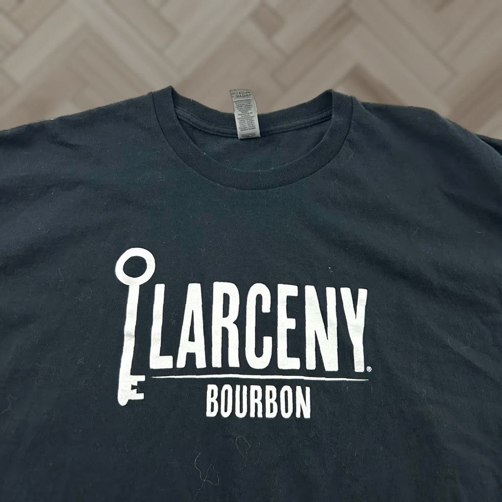 Vintage Larceny Bourbon T-Shirt Men XL Black Short Sleeve Shirt Mens XL Black Size US XL / EU 56 / 4 - 1 Thumbnail