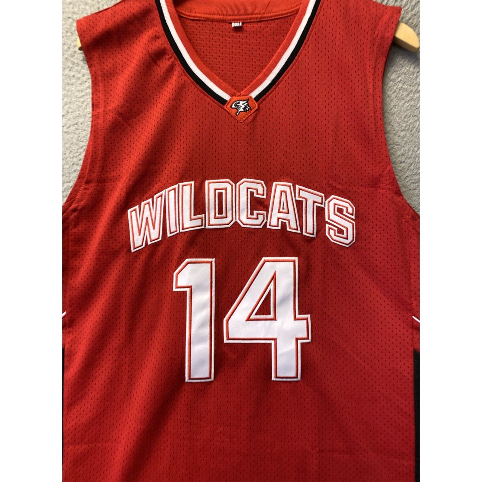 Vintage VINTAGE Red Wildcats Basketball Jersey XL Red Number 14 /0547 Size US XL / EU 56 / 4 - 2 Thumbnail