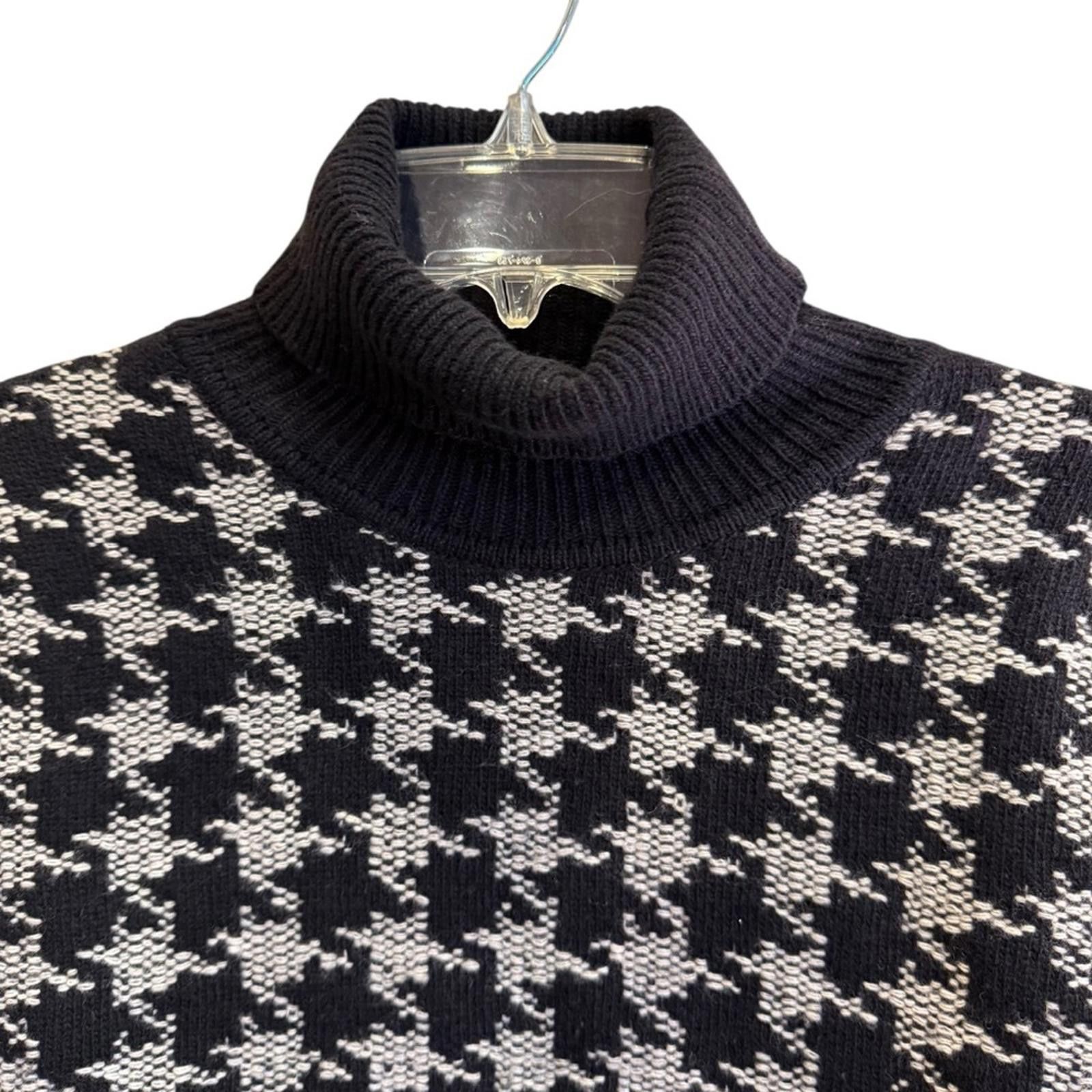 Barbour Barbour Black and Gray Houndstooth Wool Knit Sweater sz10 Size L / US 10 / IT 46 - 2 Thumbnail