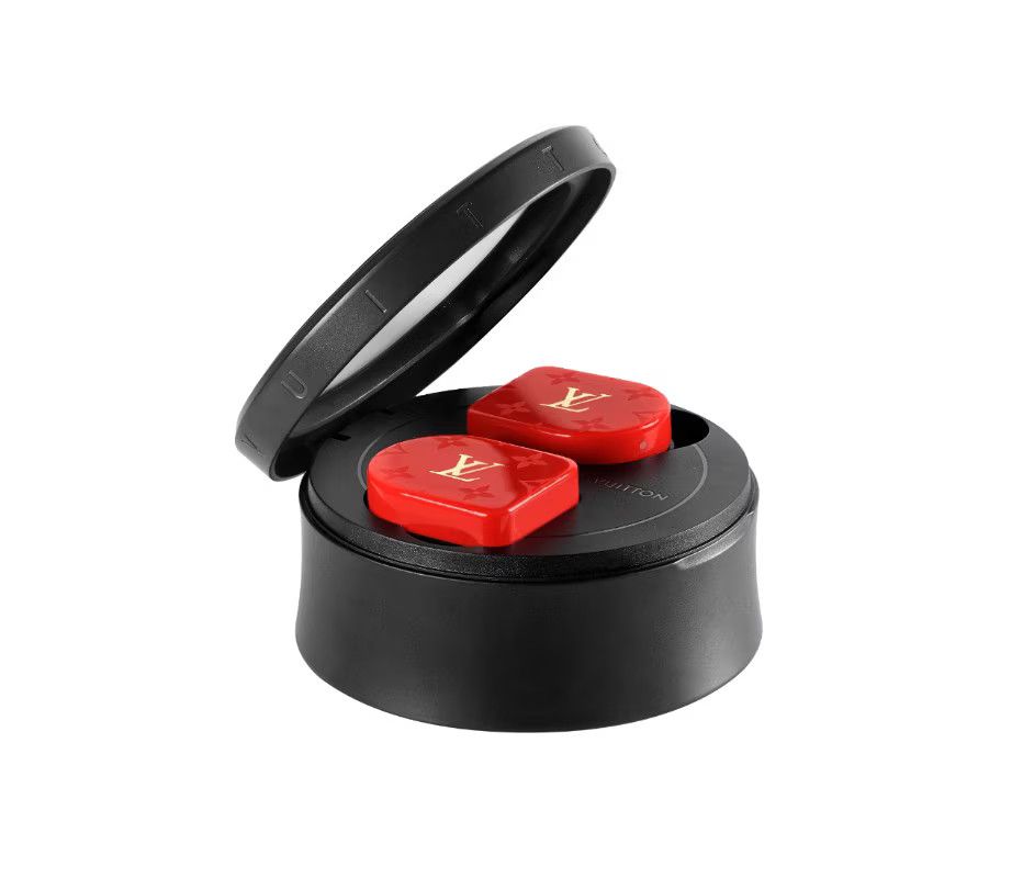 Louis Vuitton Louis Vuitton Horizon Earphones Red Size ONE SIZE - 1 Thumbnail