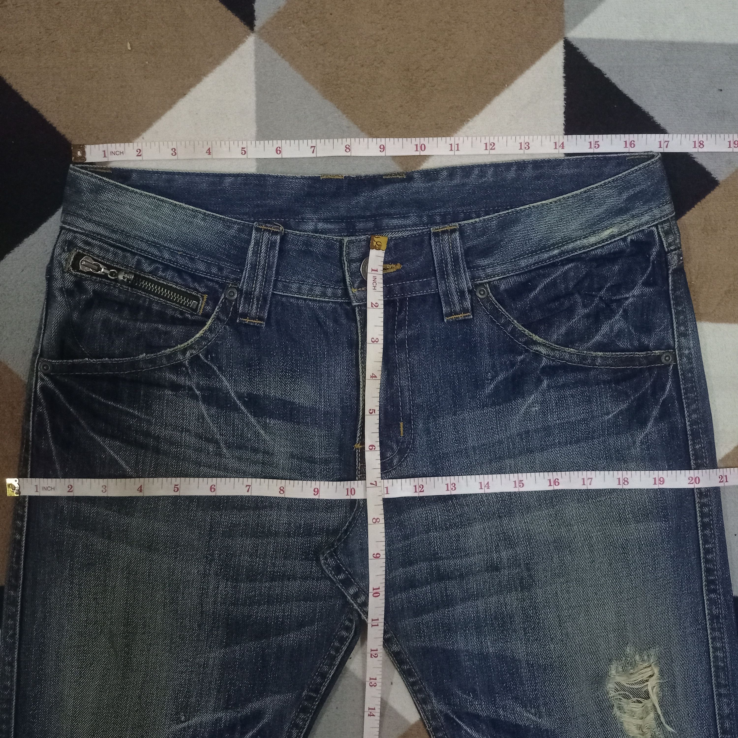 Japanese Brand Vintage Japanese Rattle Trap Blue Wash Distressed Jeans Size US 34 / EU 50 - 9 Thumbnail